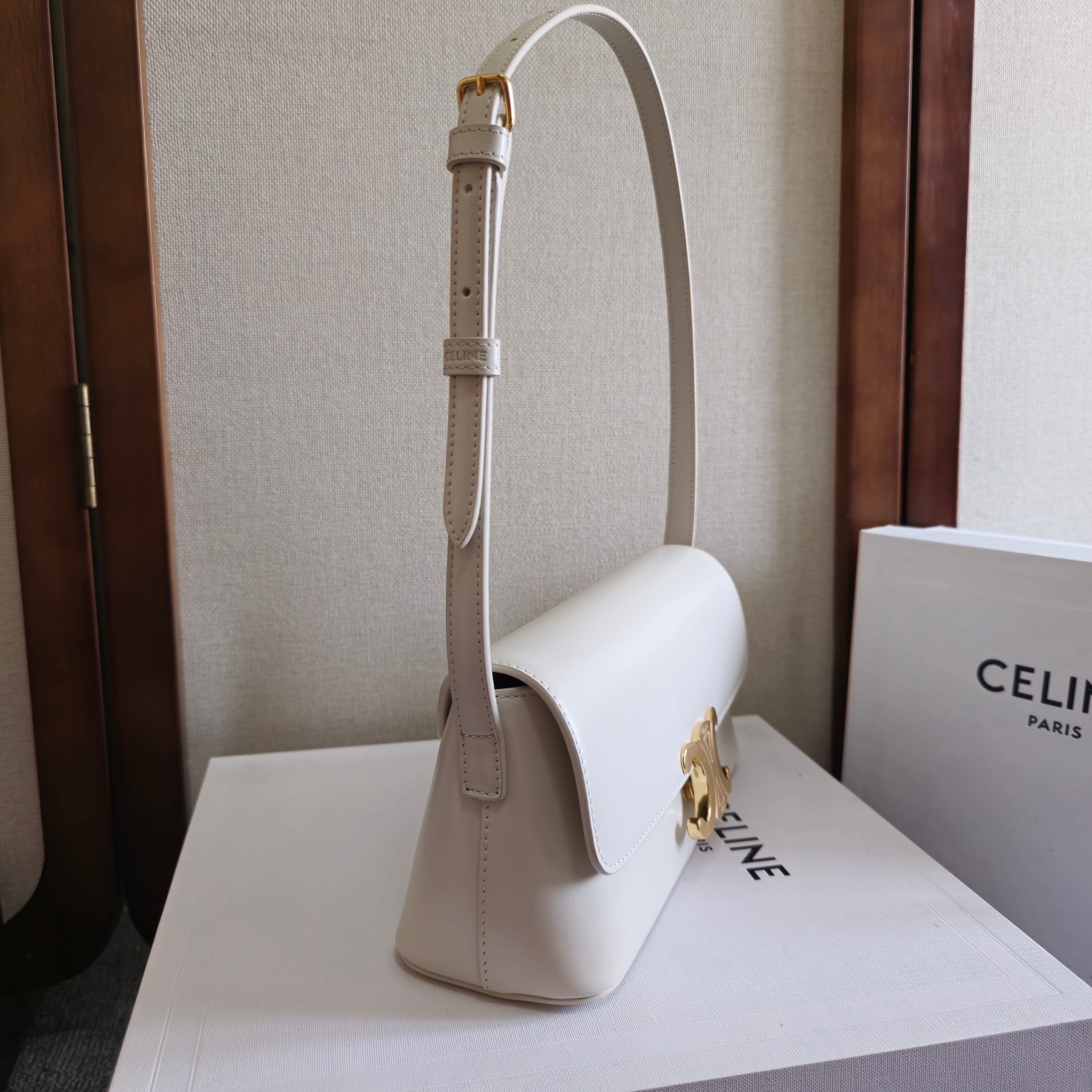 CELINE Triomphe long leather handbag Celine White in Leather