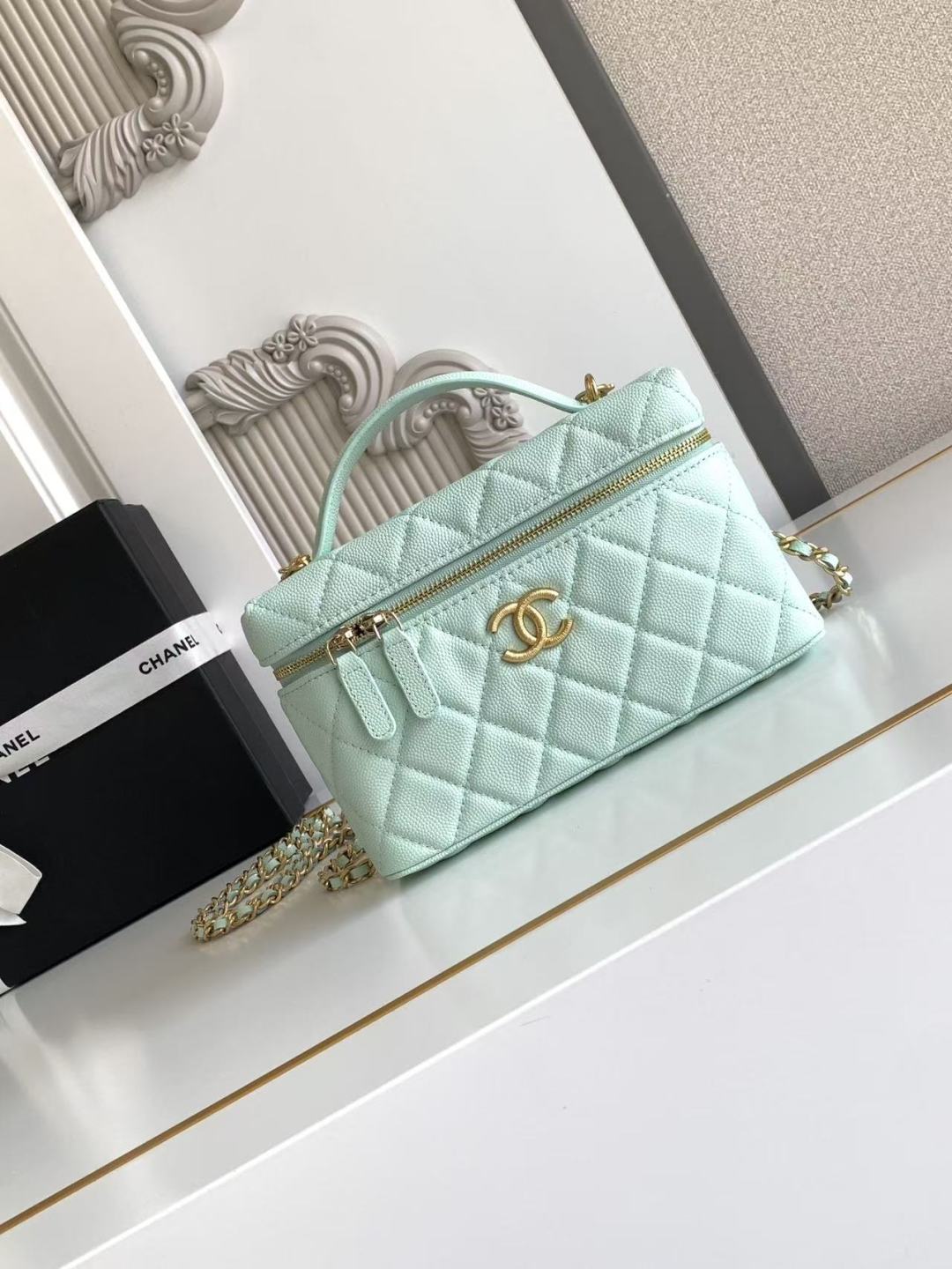 Chanel 22P Blue Green Small Vanity Chain Top Handle Logo