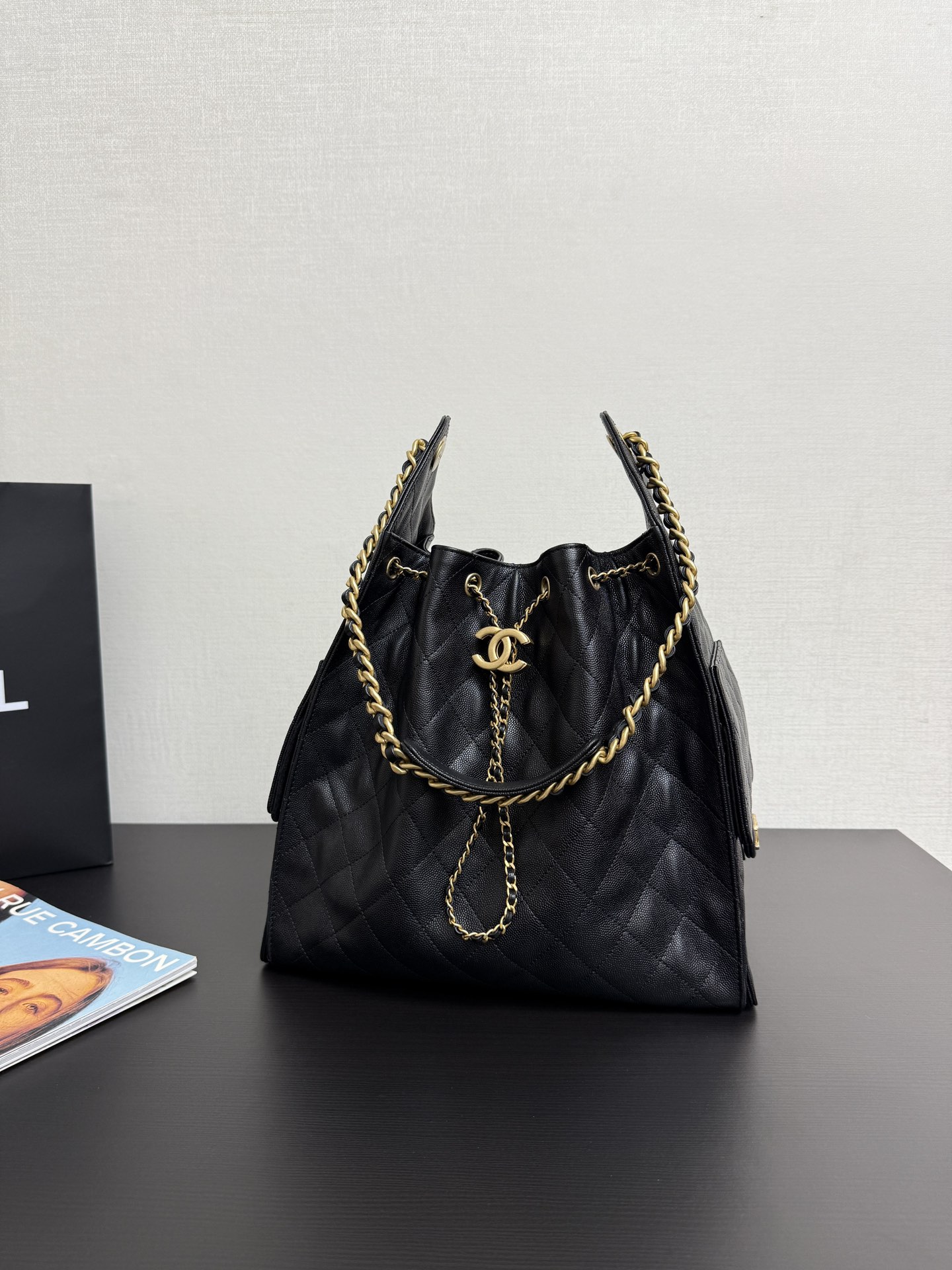 CHANEL 25 Medium Handbag   Grained Calfskin & Gold-Tone Metal  Black