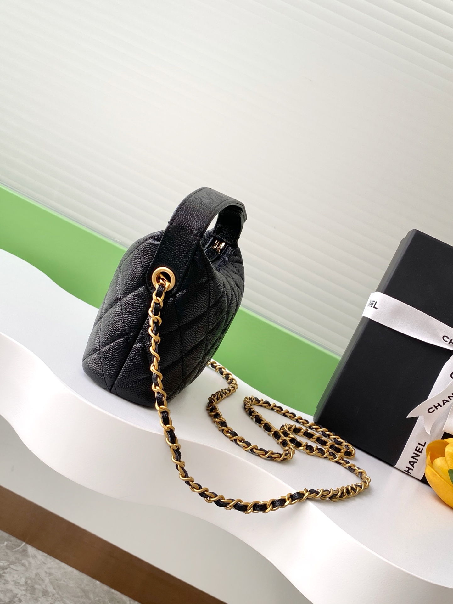 Chanel 25 medium handbag, Shiny crumpled calfskin, gold