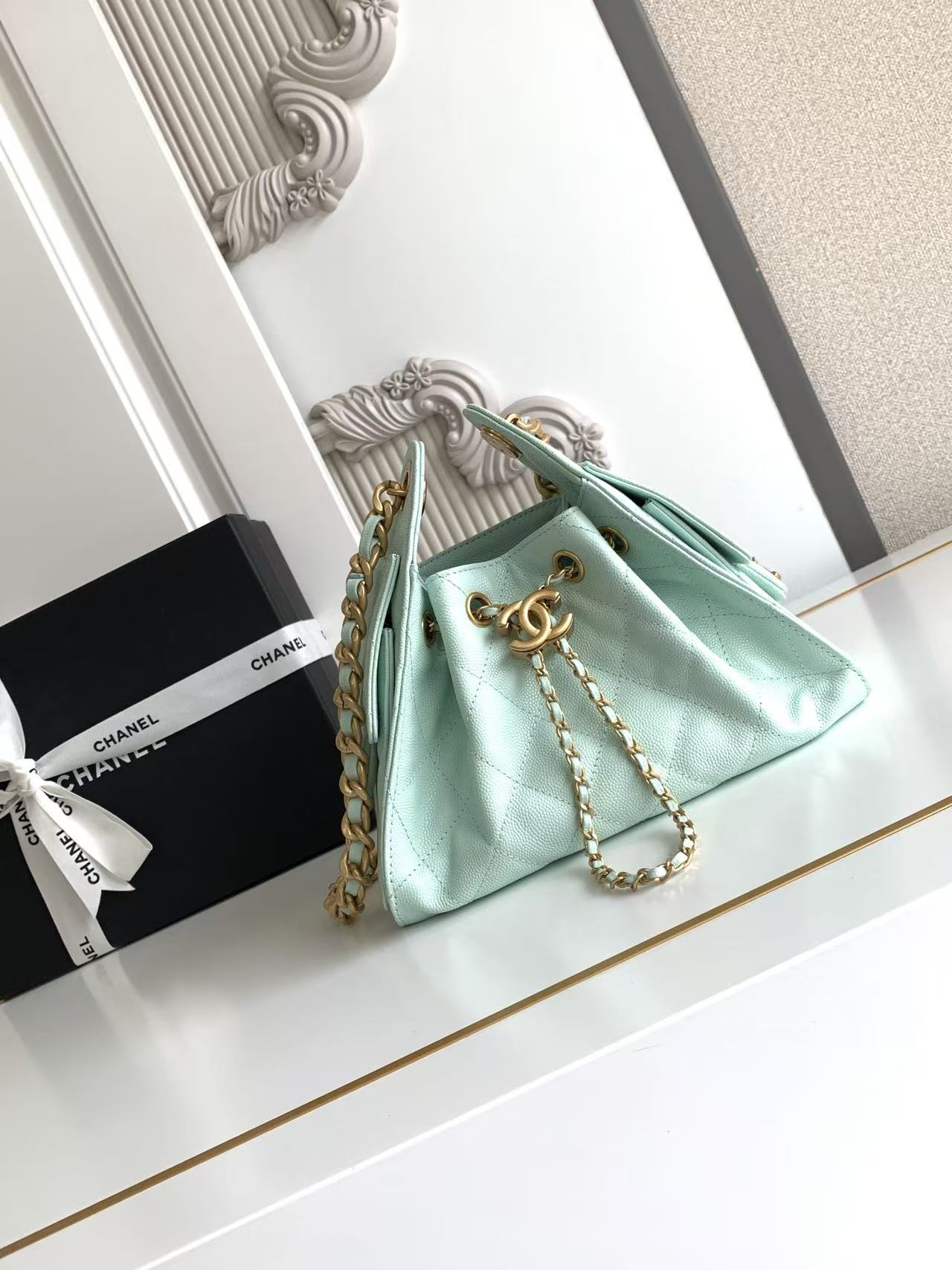 CHANEL 25 Small Handbag   Grained Calfskin & Gold-Tone Metal  Light Blue