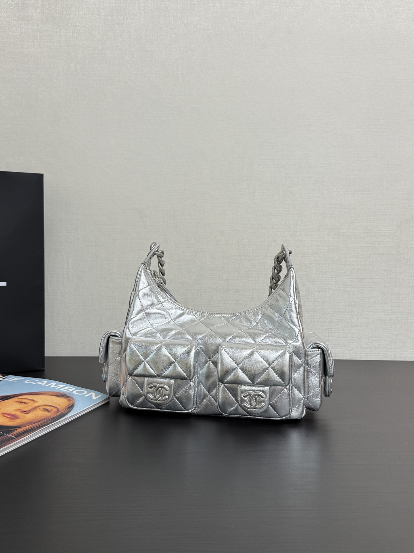 Chanel 25C Metallic Hobo Shoulder bag silver