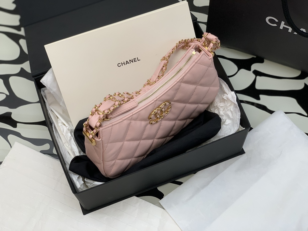 CHANEL Aged Calfskin Quilted Chanel 19 Hobo Pink 1515418