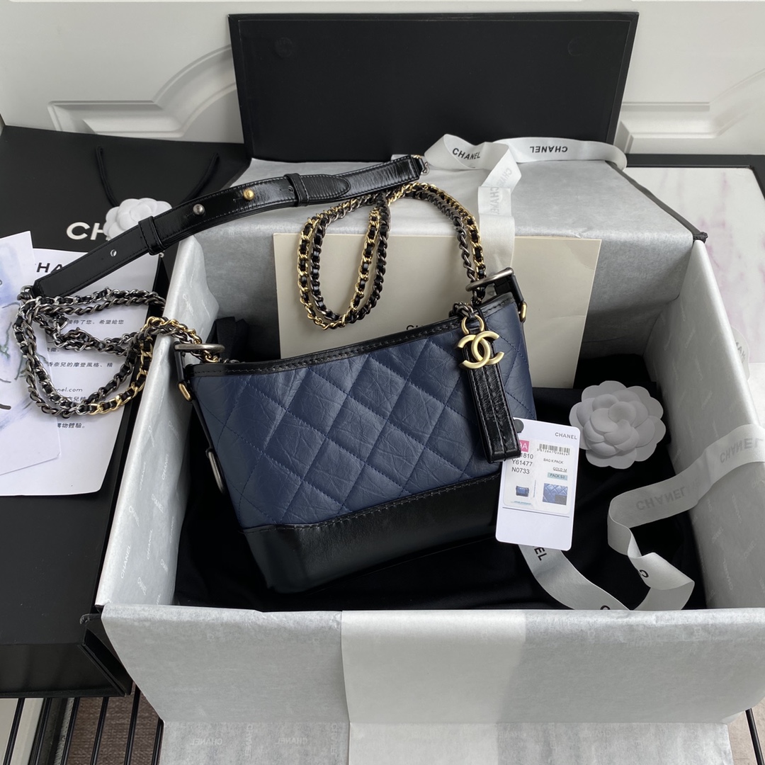 CHANEL Aged Calfskin Quilted Small Gabrielle Hobo Navy Black