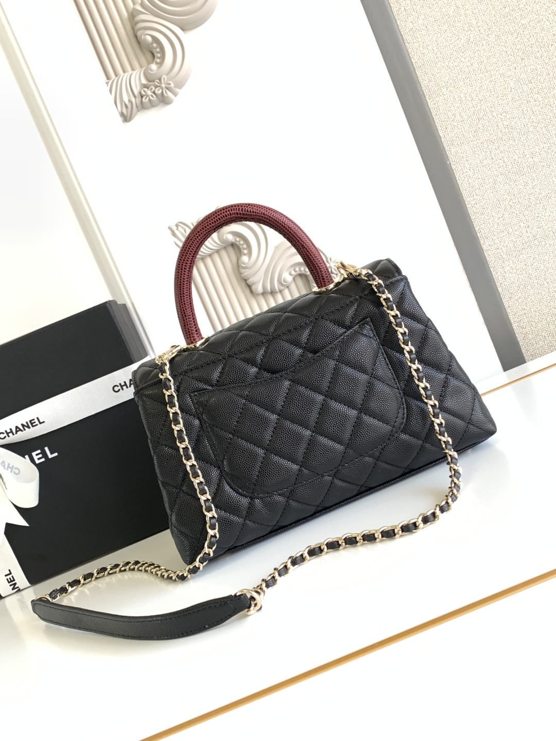CHANEL Caviar Lizard Quilted Medium Coco Handle Flap Black