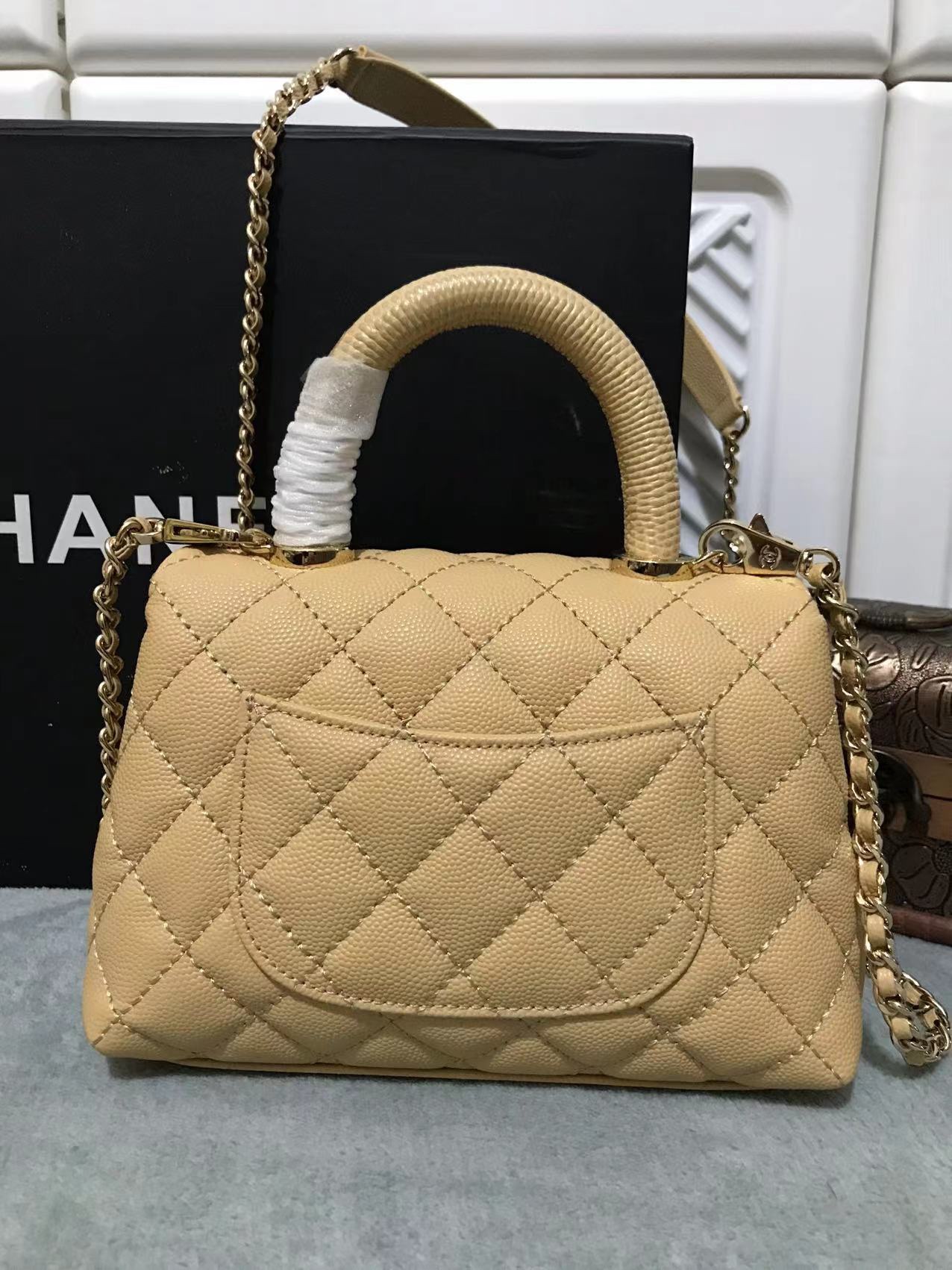CHANEL Caviar Lizard Quilted Small Coco Handle Flap Beige mini