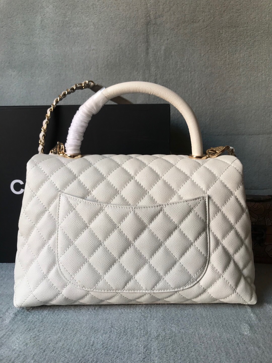 CHANEL Caviar Lizard Quilted Small Coco Handle Flap White Beige 485299