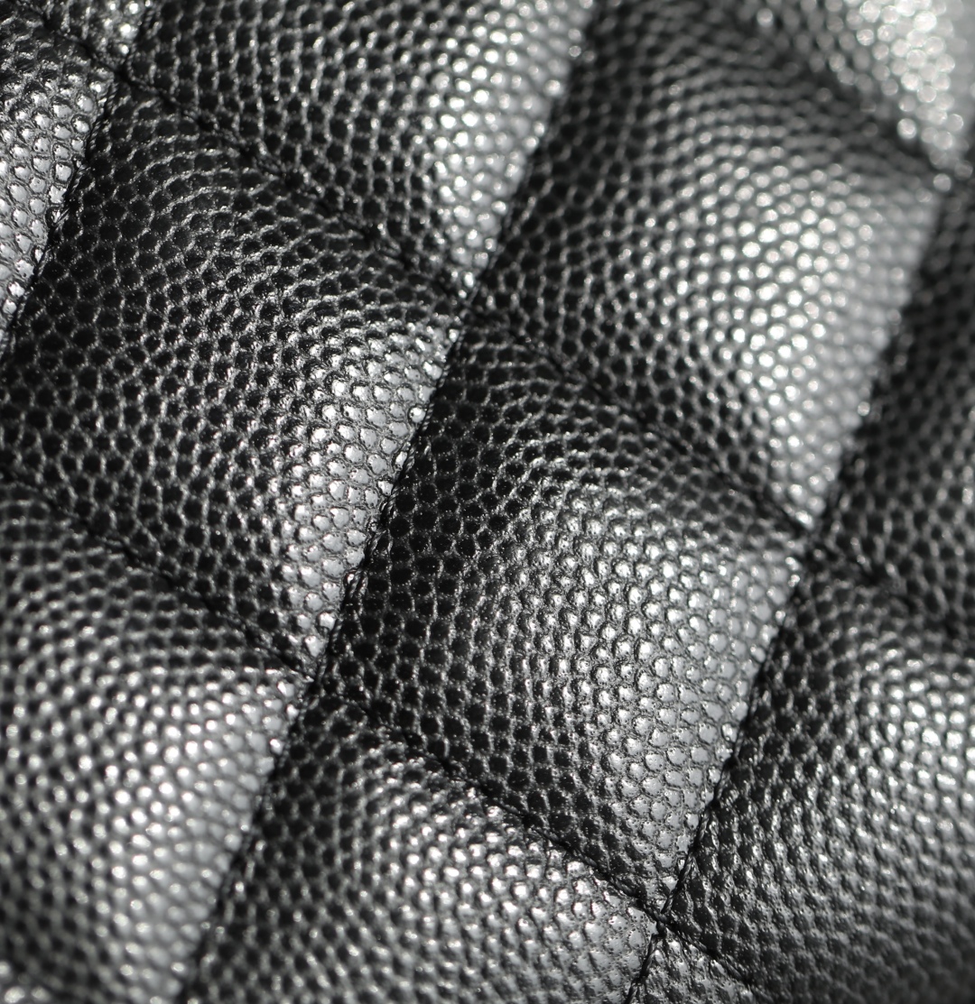 CHANEL Caviar Quilted Chain Top Handle Phone Holder With Chain Black 1611894