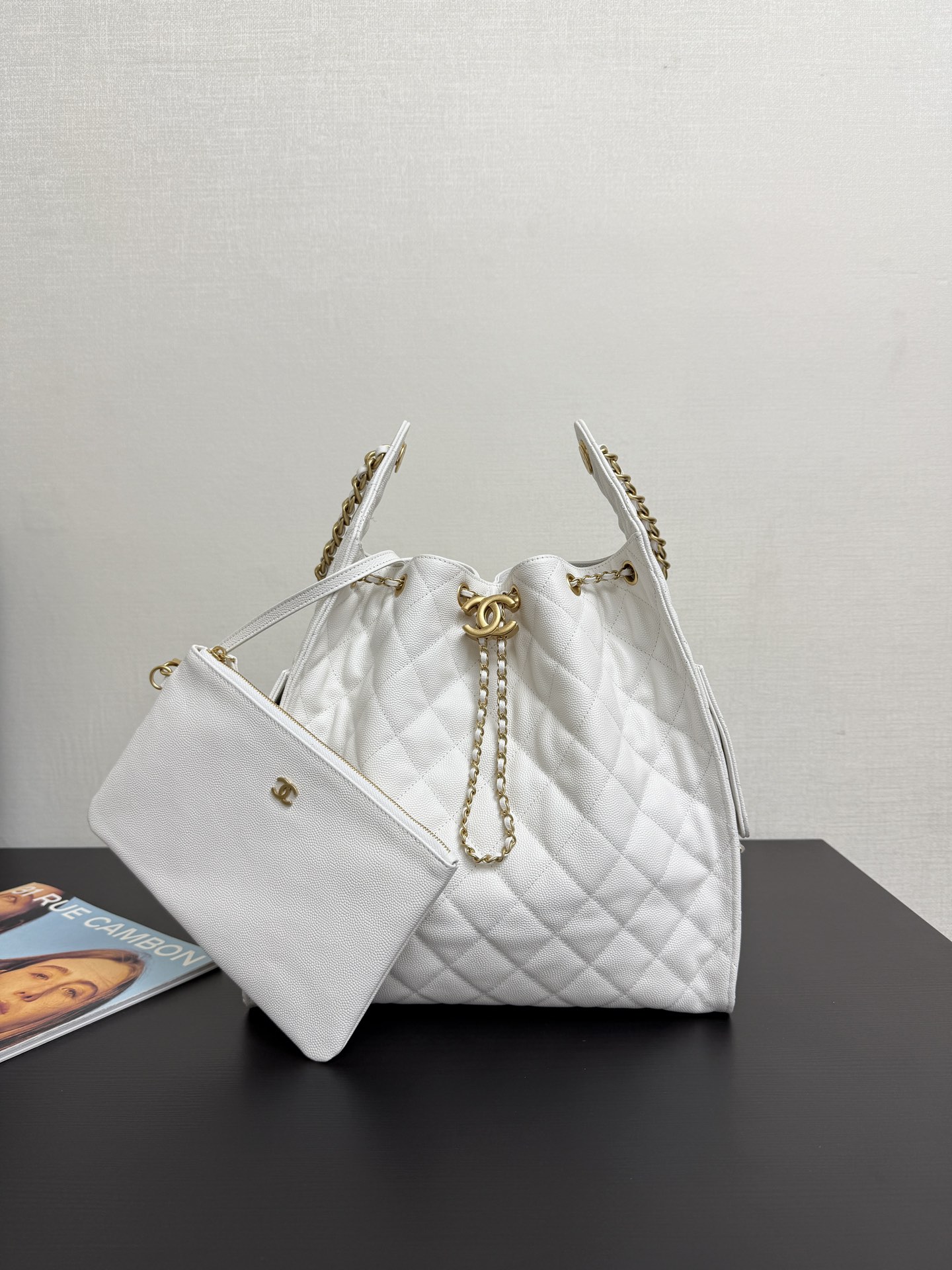 CHANEL Caviar Quilted Medium Chanel 25 Handbag White