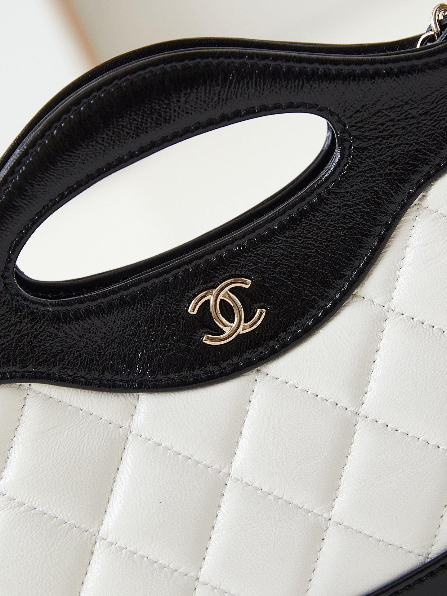 Chanel Chanel 31 Leather Chain Shoulder Bag Black × White