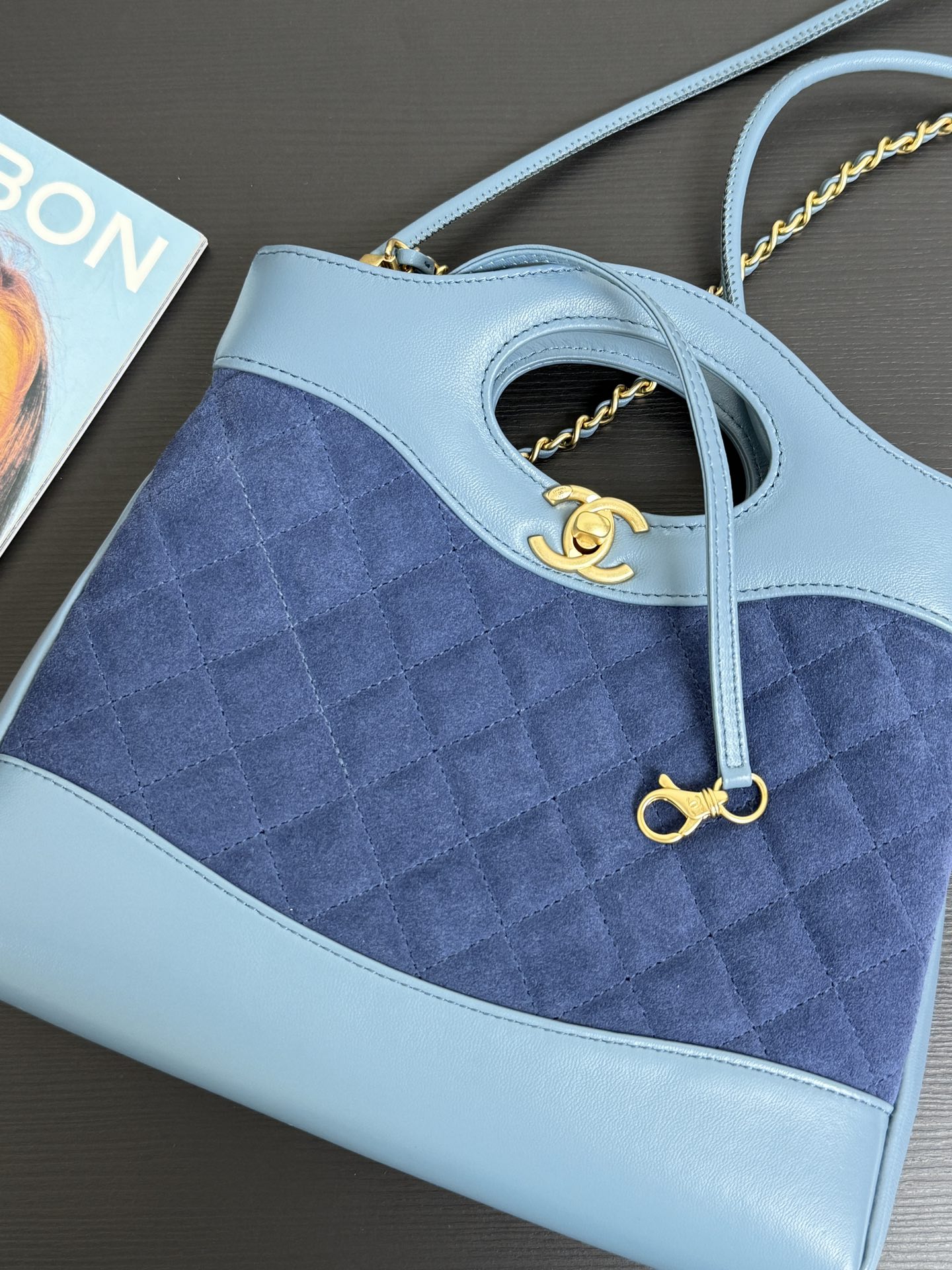 Chanel Chanel 31 mini shopping bag, Suede calfskin, lambskin & blue