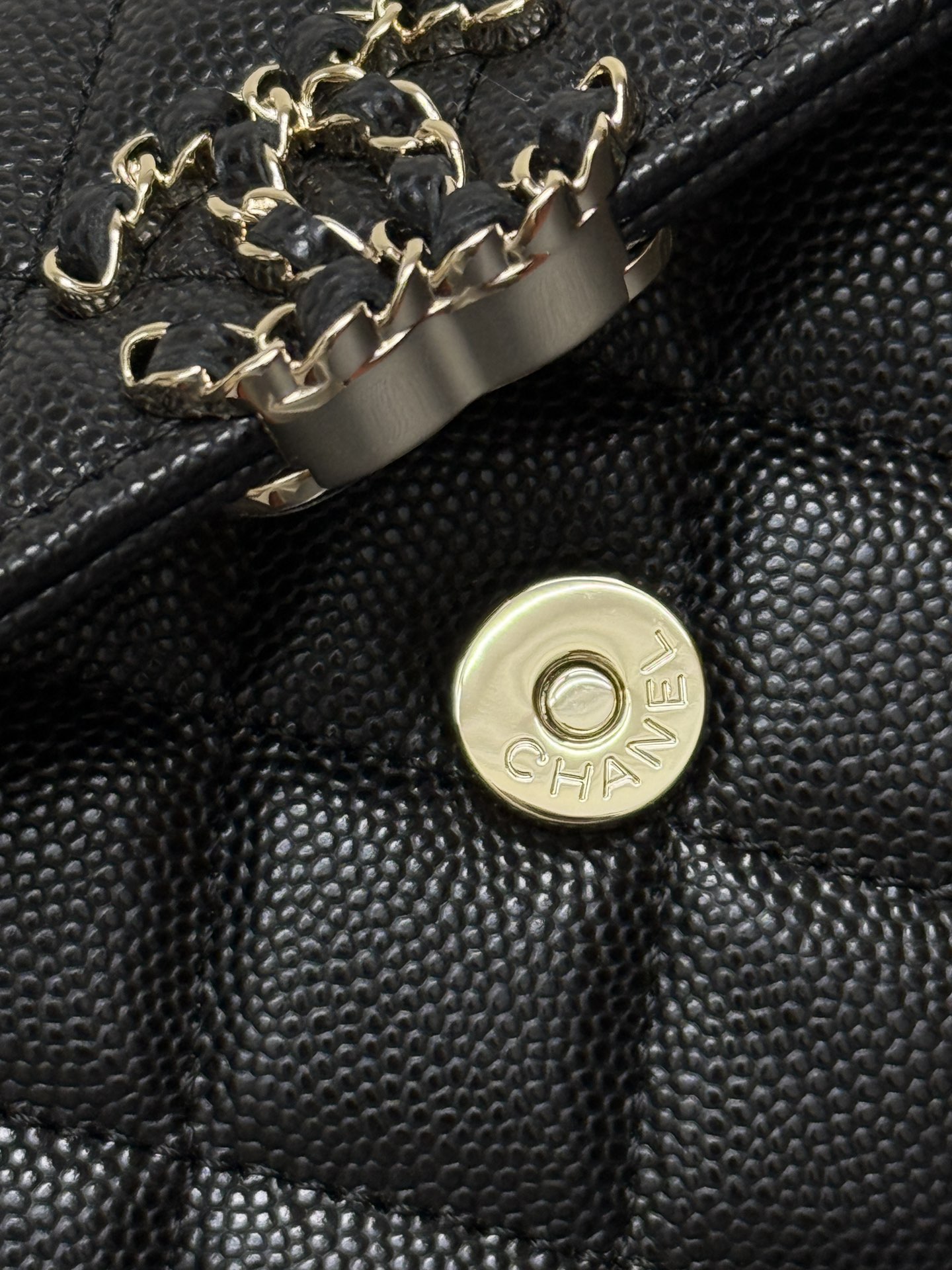 Chanel classic mini Chain Clutch black caviar gold hw Bag W Receipt Phone Holder