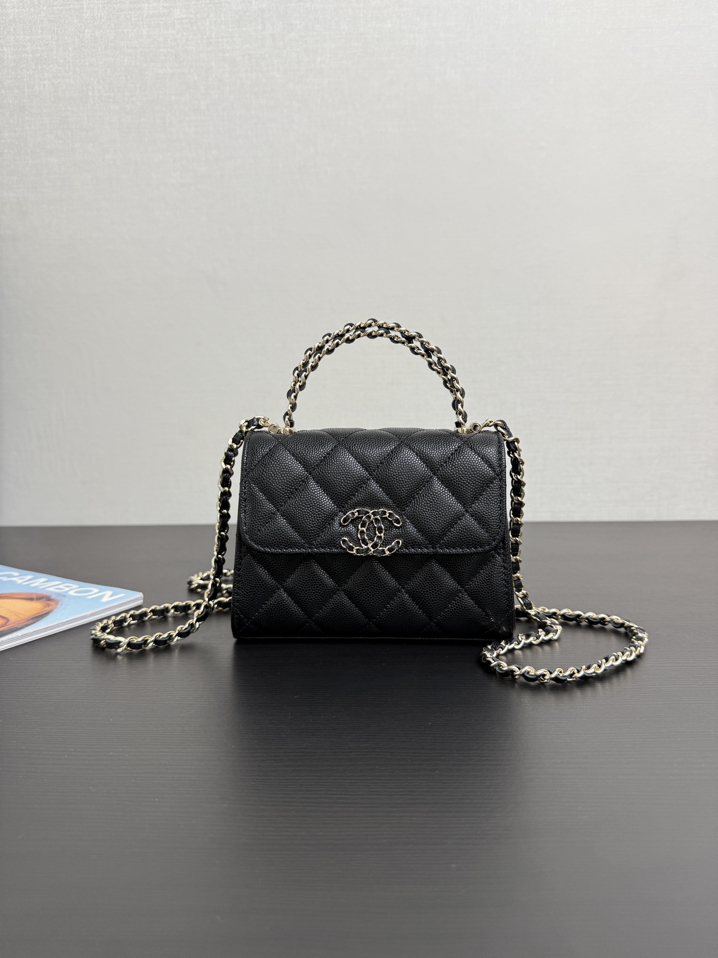 Chanel Clutch with Chain Grained Shiny Calfskin & Gold Black