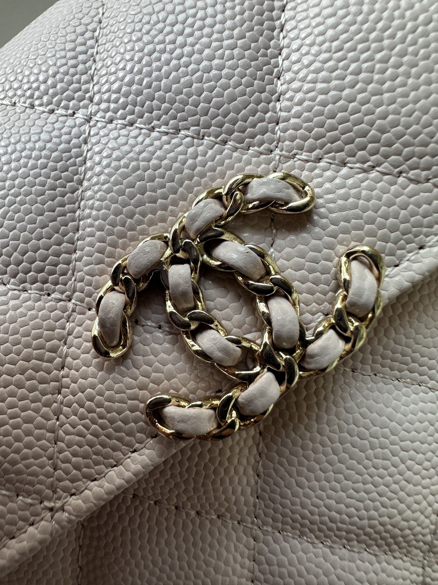 Chanel Clutch with chain - Grained shiny calfskin & gold-tone pink