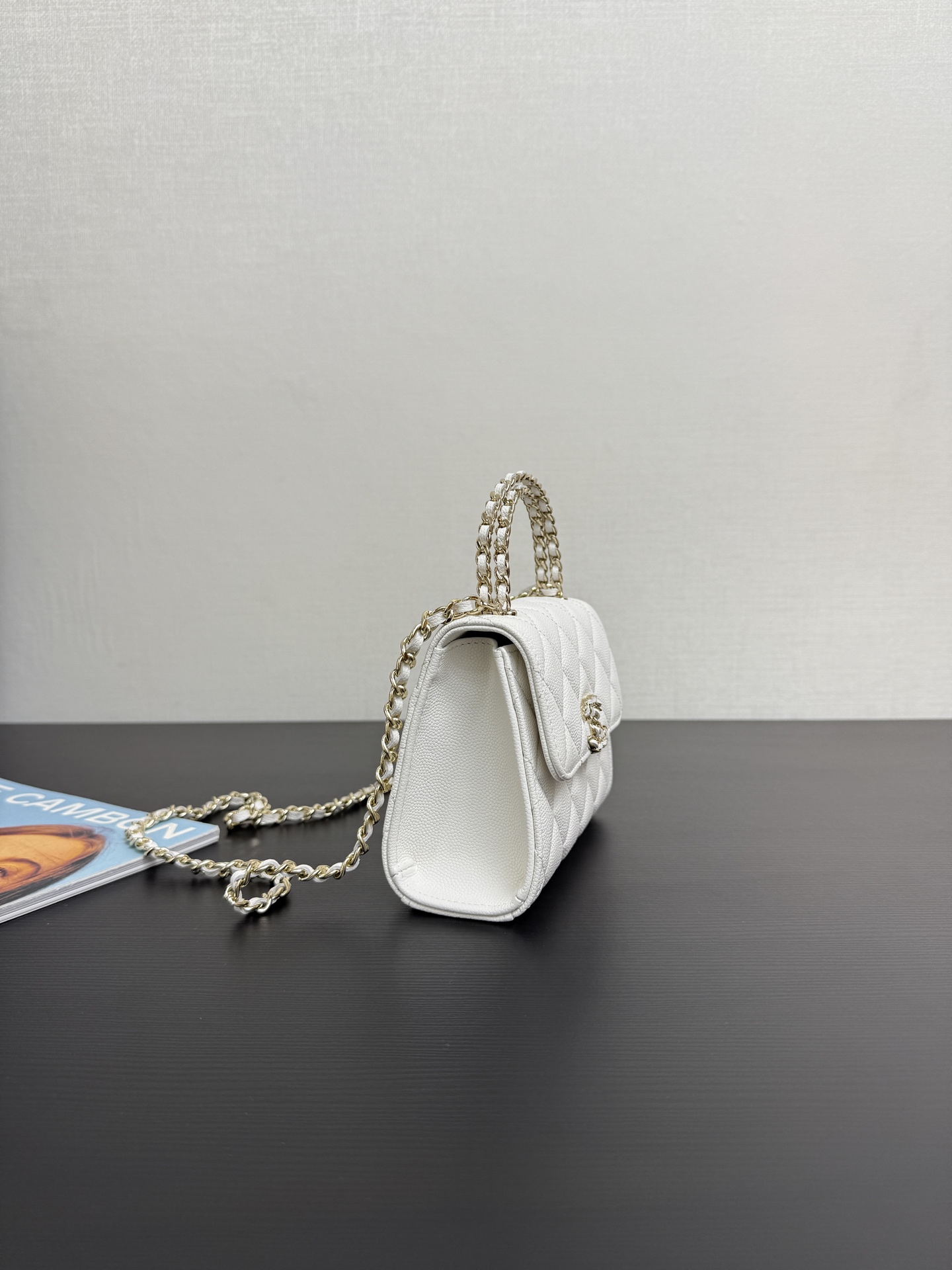 Chanel Clutch with chain - Grained shiny calfskin & gold-tone white