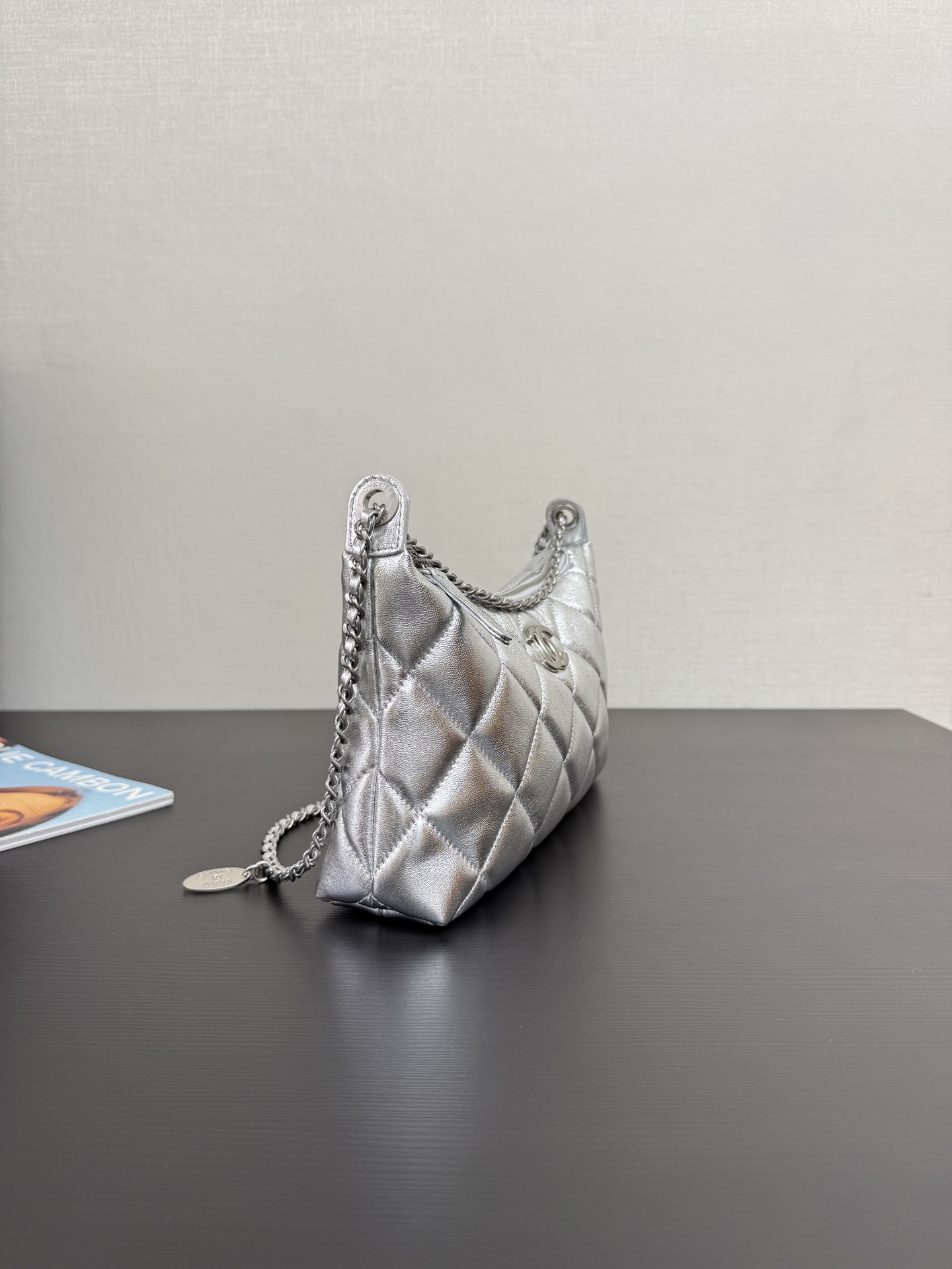 Chanel Hobo handbag, Metallic calfskin & silver-tone metal, silvery