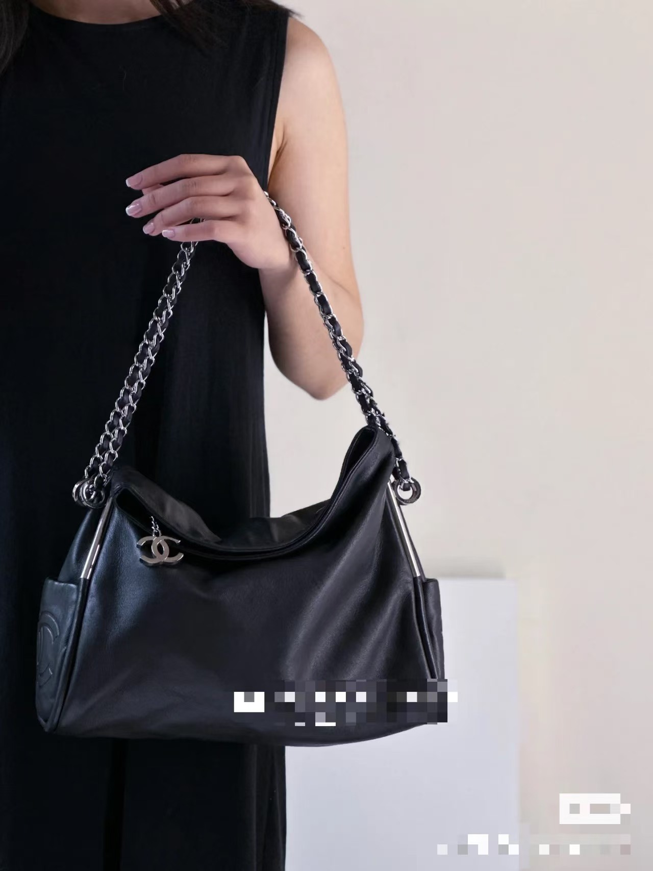 CHANEL Lambskin Large Ultimate Soft Tote Black