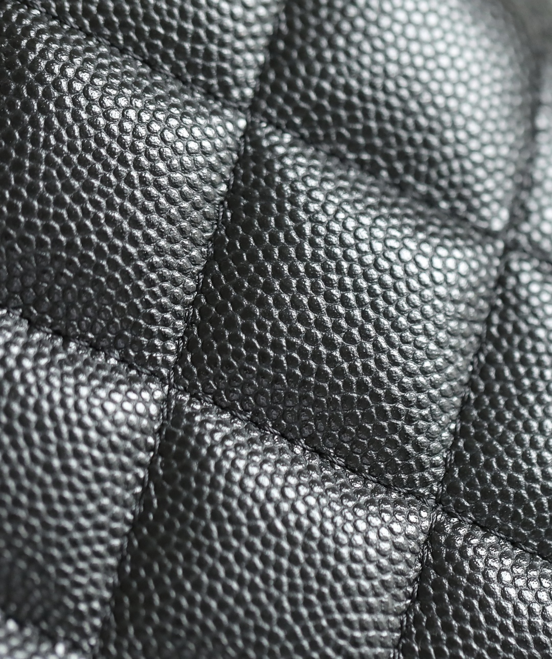 CHANEL Lambskin Quilted Small Top Handle Vanity Case