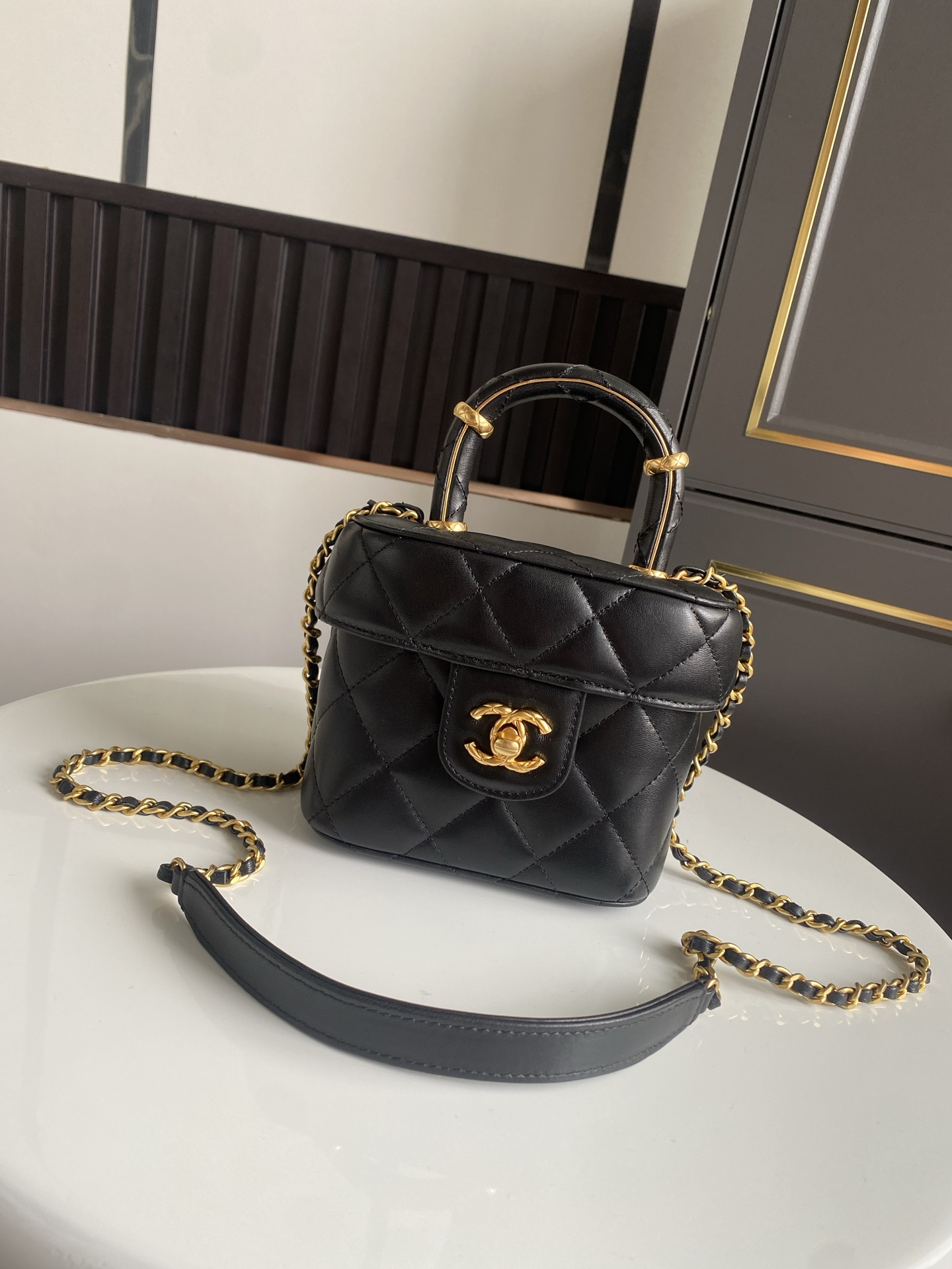 CHANEL Lambskin Quilted Top Handle Mini Vanity Case