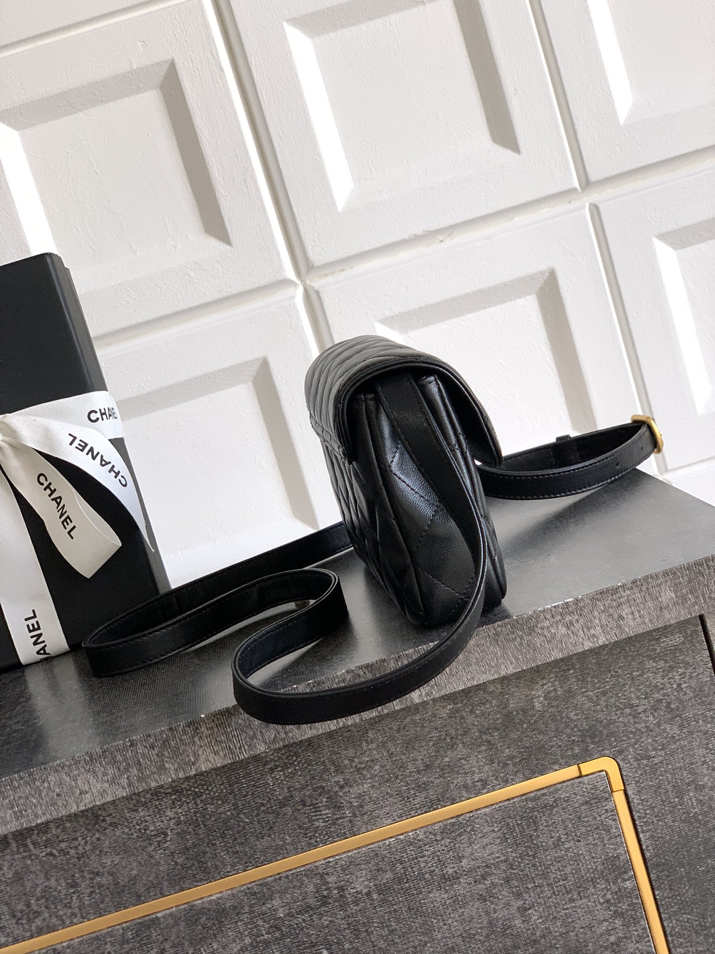 Chanel Large flap bag, Patent lambskin & gold-tone metal, black