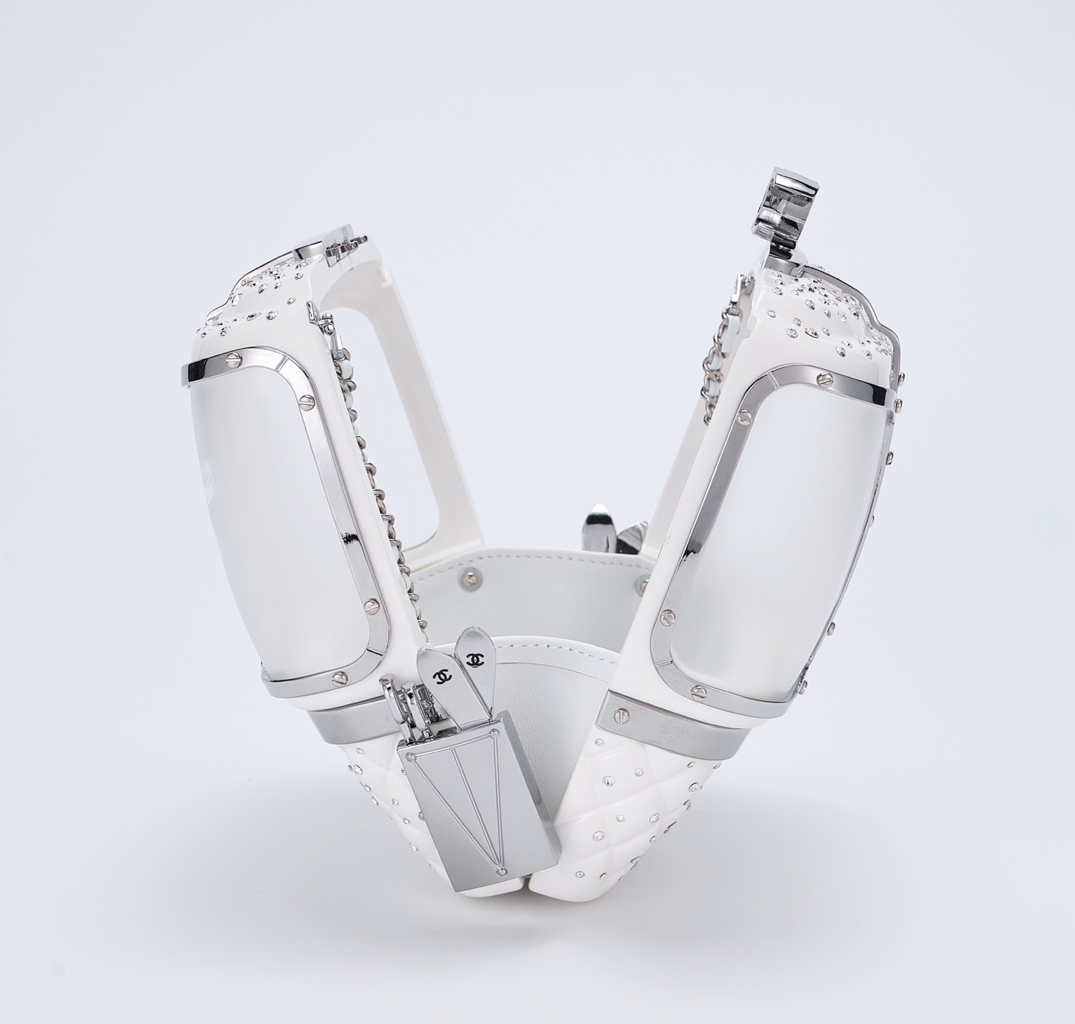 CHANEL Lucite Enamel Strass Evening In The Mountain white