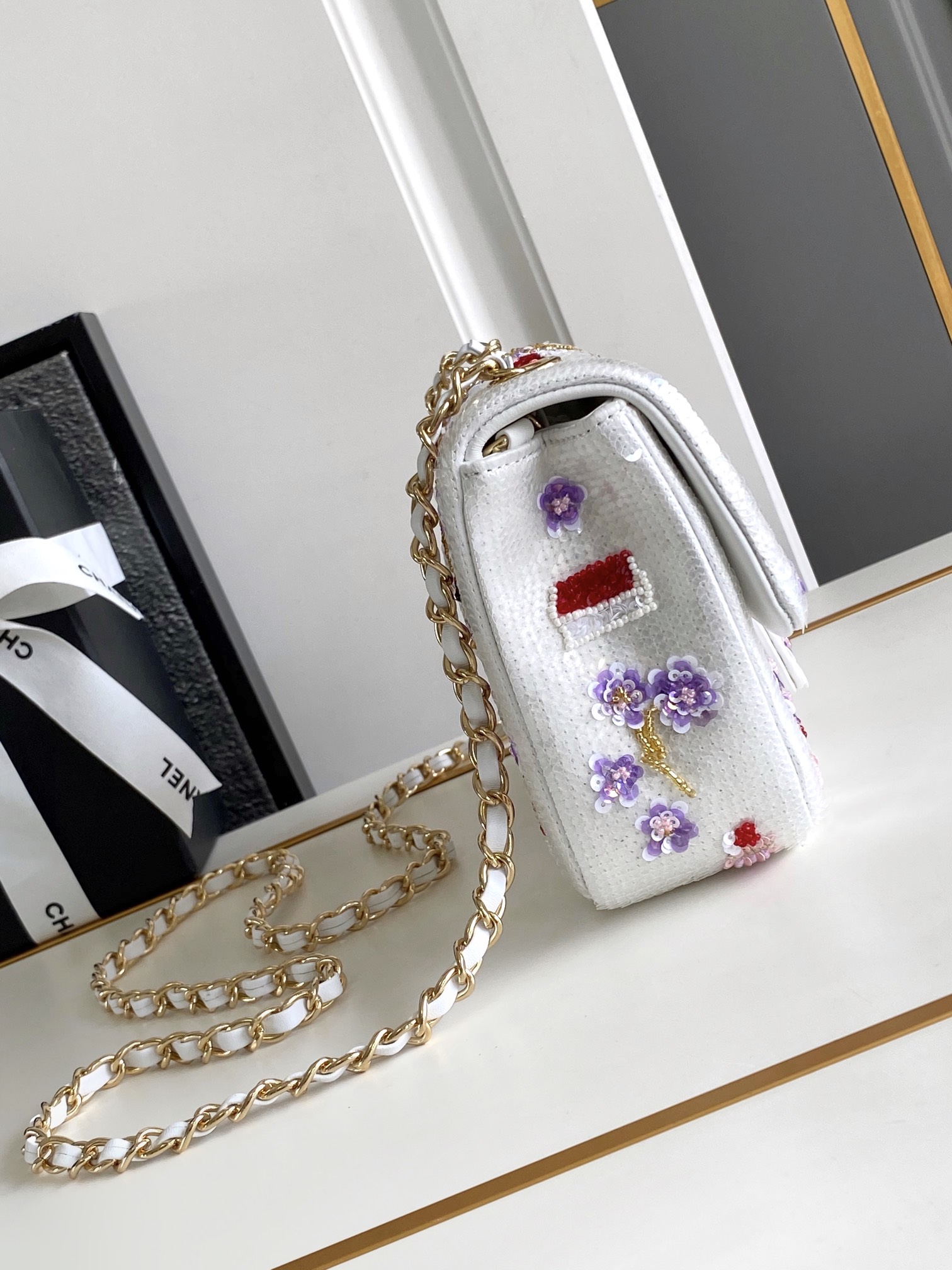 CHANEL MINI CLASSIC HANDBAG