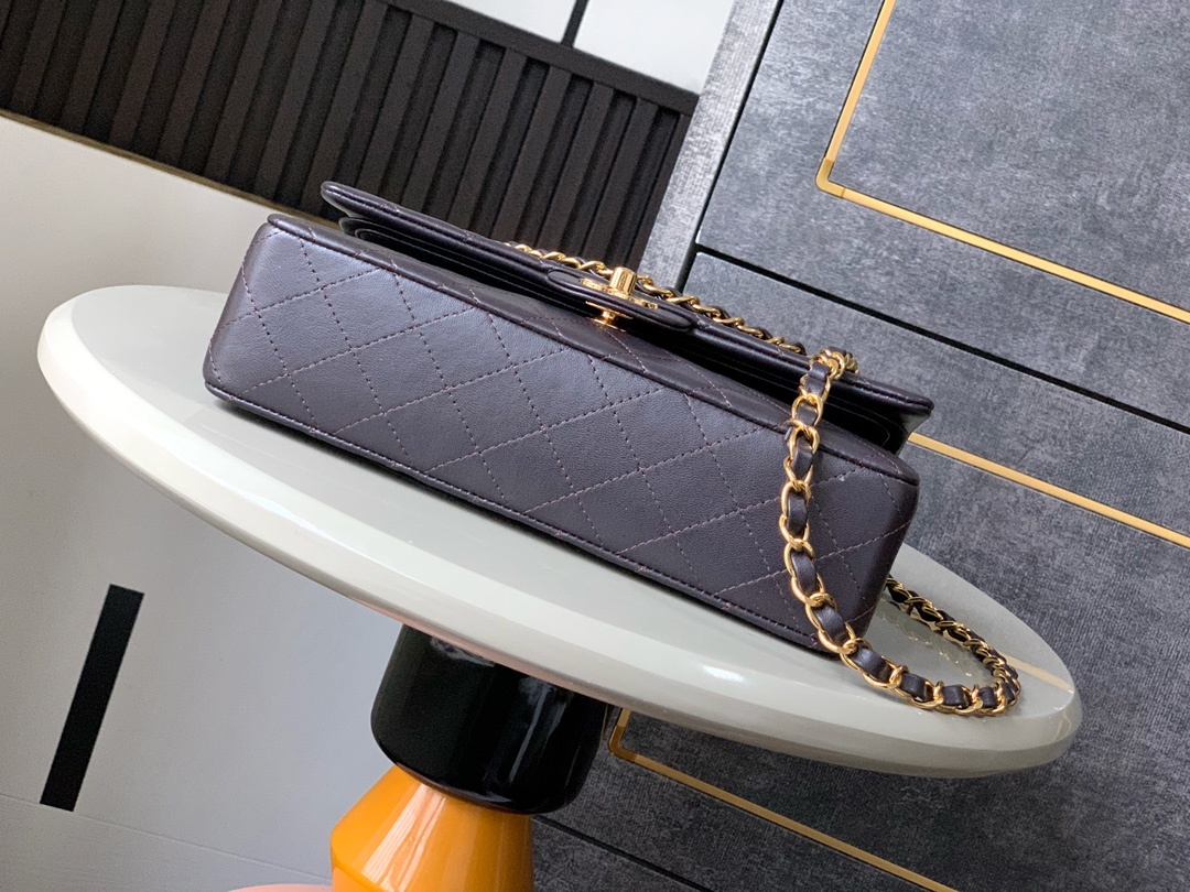 Chanel Pre-Owned Classic Medium Flap Bag Calf Leather Black at CareOfCarl.