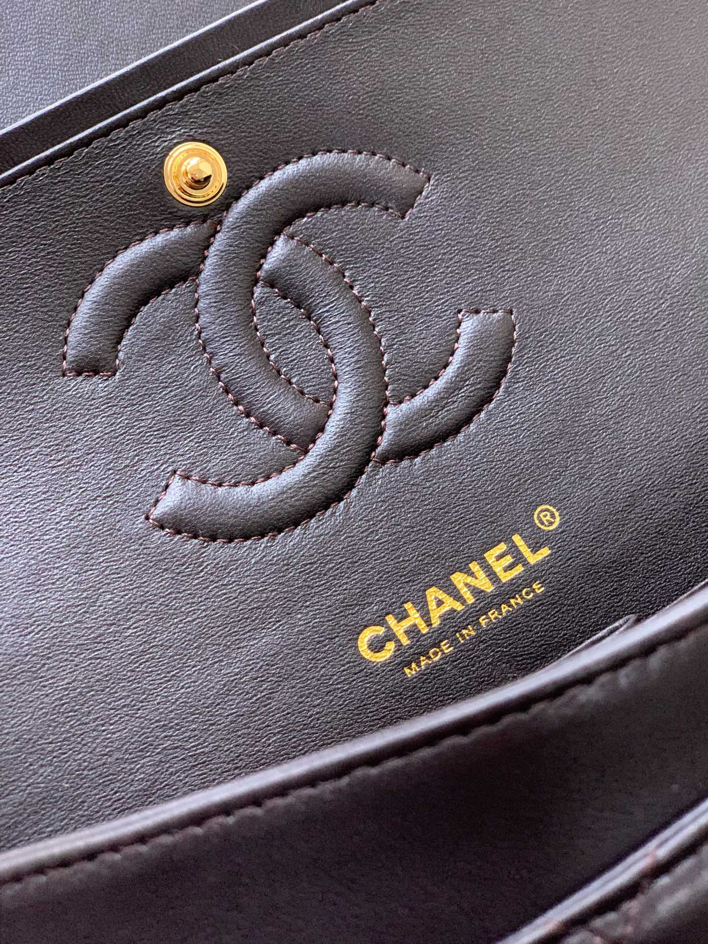 Chanel Pre-Owned Classic Medium Flap Bag Calf Leather Black at CareOfCarl.