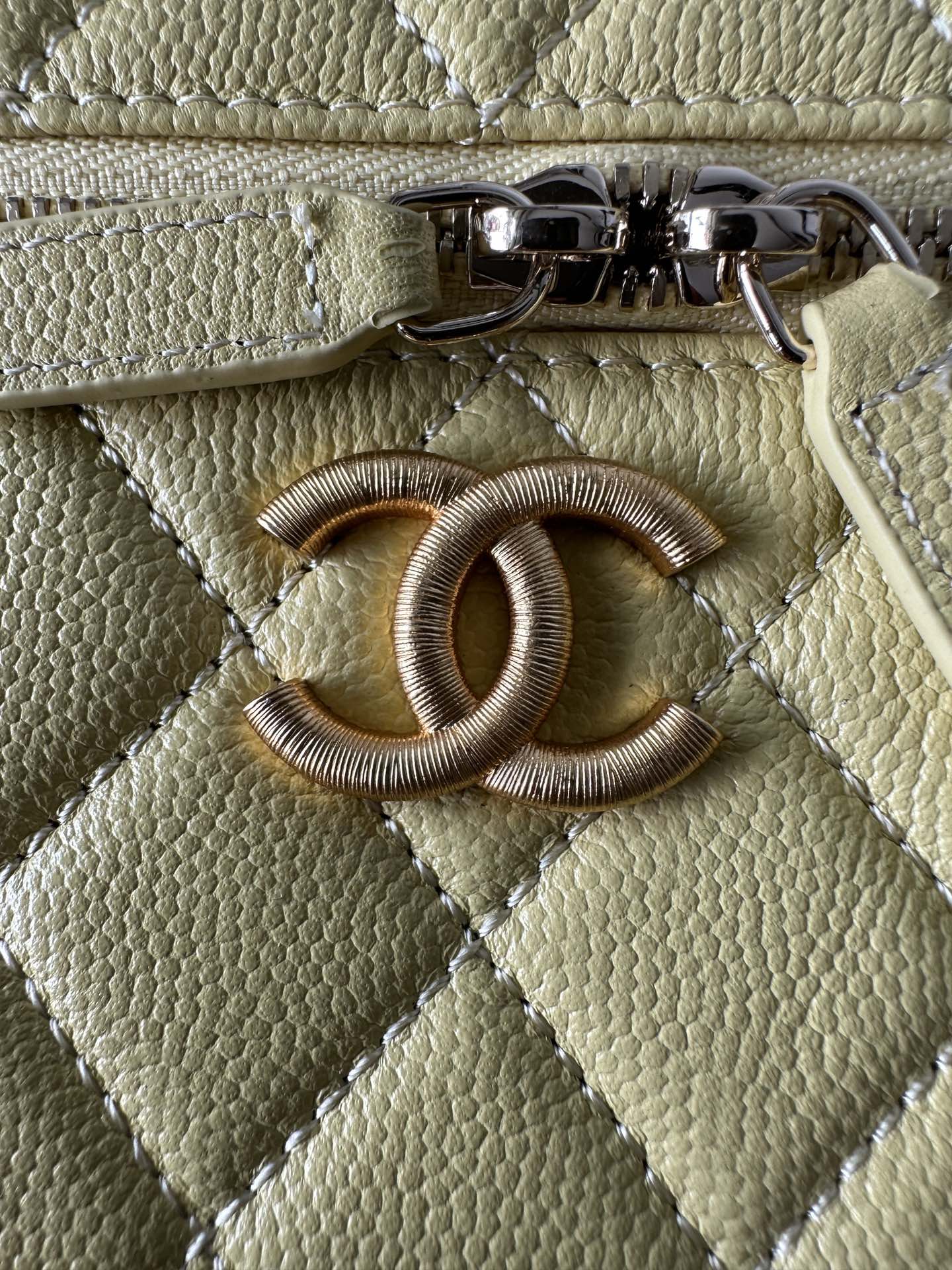 Chanel Quilted Top Handle Vanity Case Grained Calfskin