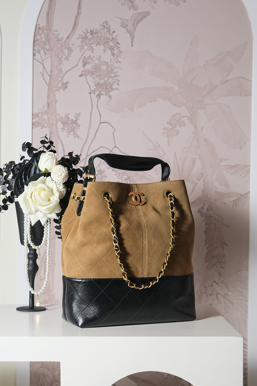 Chanel Shopping bag, Suede calfskin, shiny lambskin & gold-tone brown