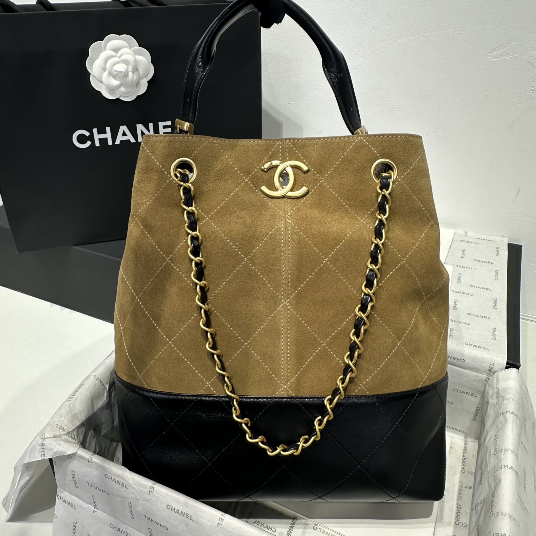 Chanel Shopping bag, Suede calfskin, shiny lambskin & gold-tone brown