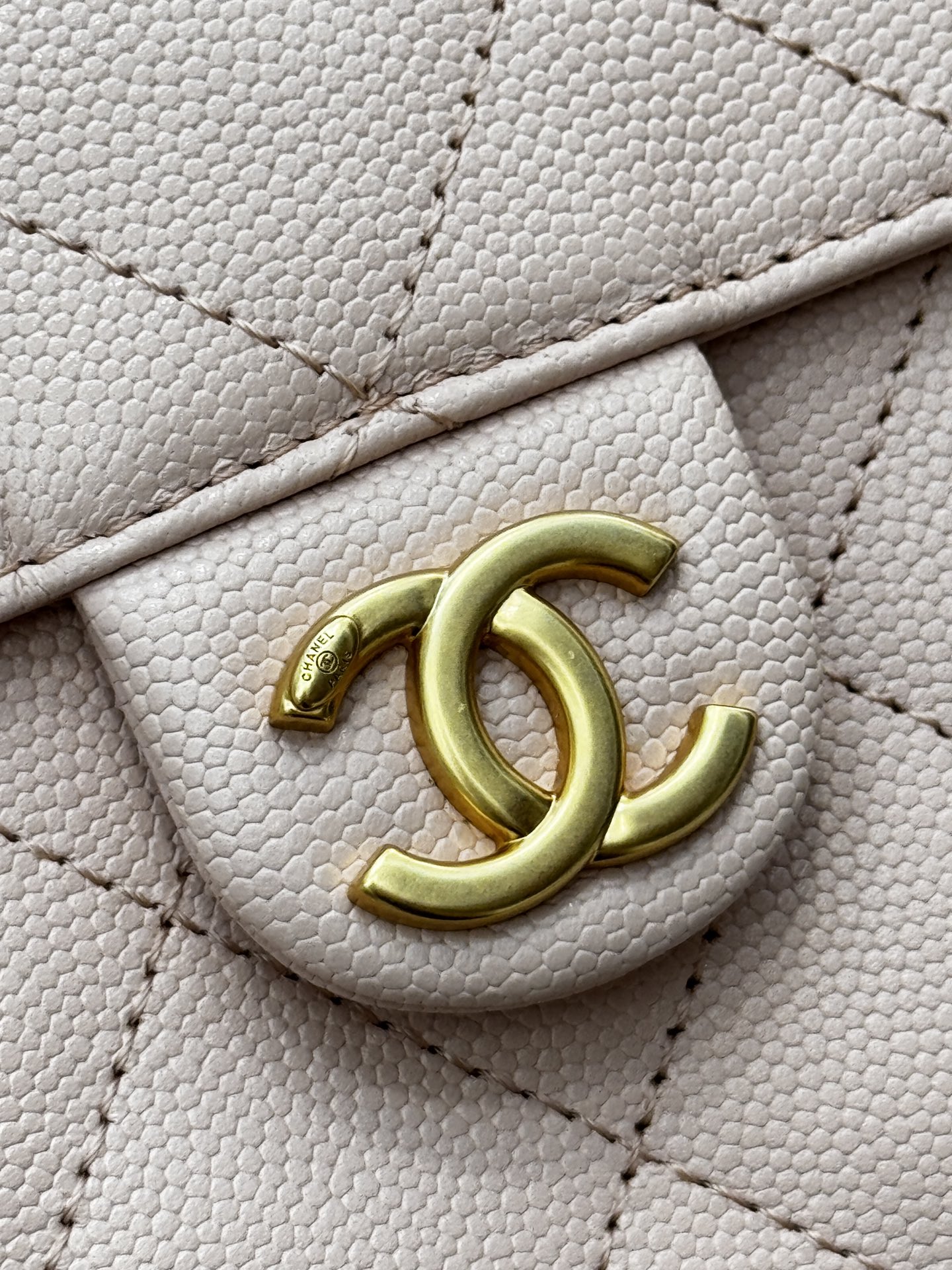 Chanel Small 25 Hobo Bag Light Pink Caviar