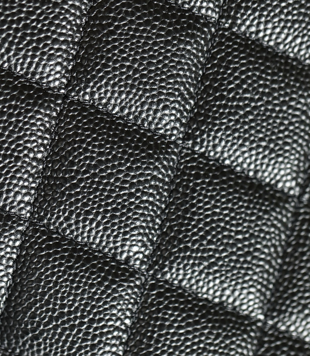 Chanel Small Flap Wallet Grained Calfskin & Gold Black