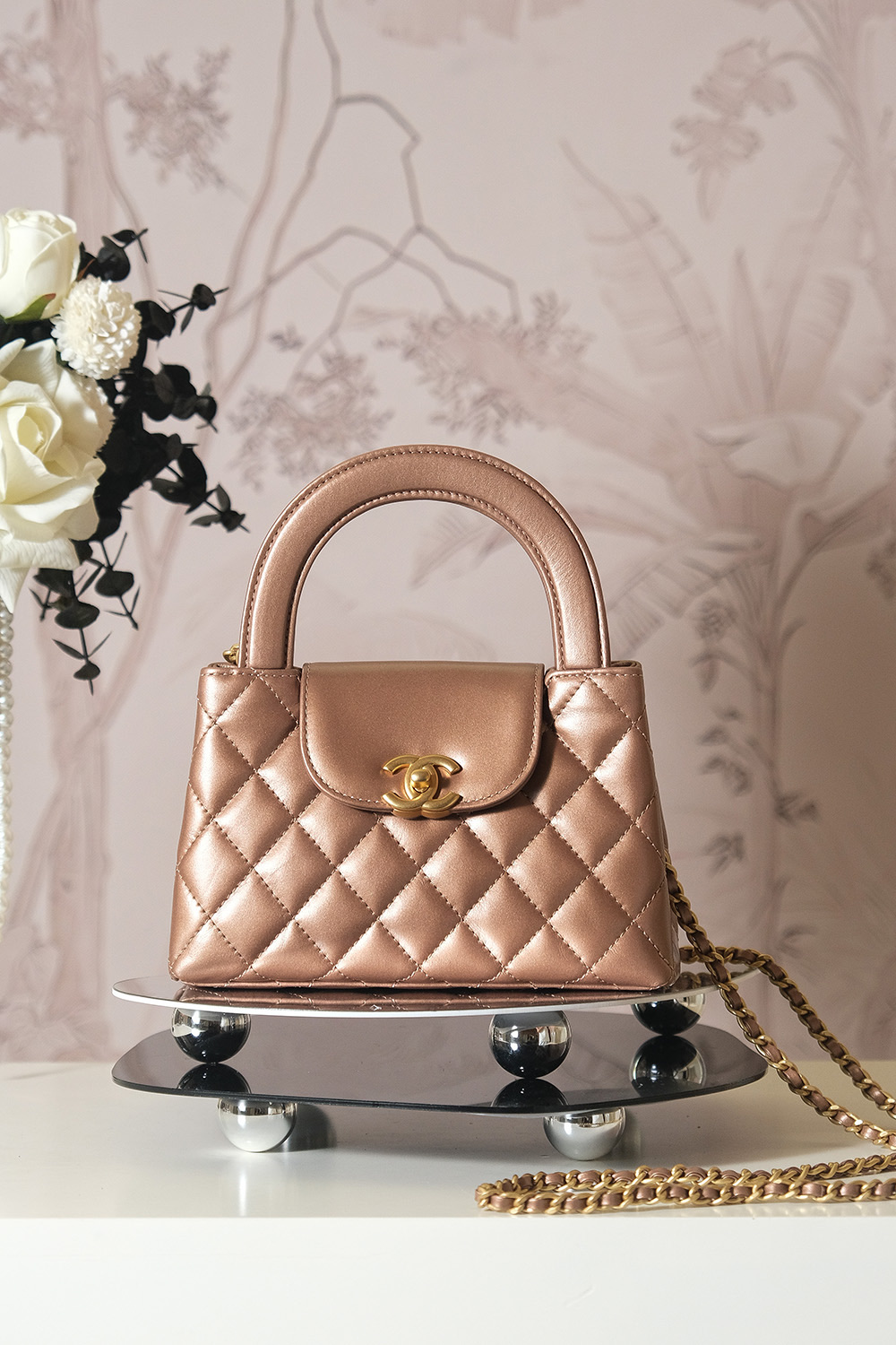 Chanel Small Kelly Shopper Beige Shiny Aged Calfskin