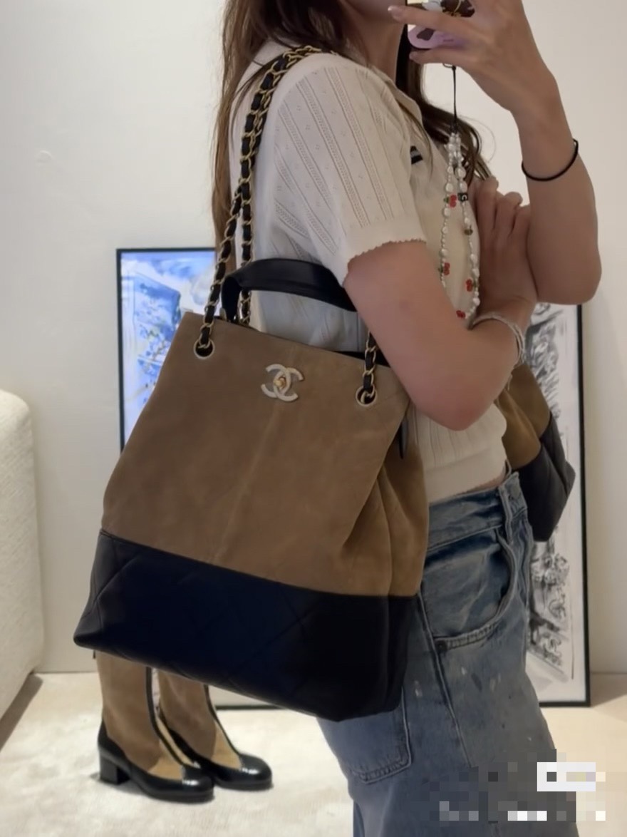 Chanel Small shopping bag, Suede calfskin, shiny lambskin & gold