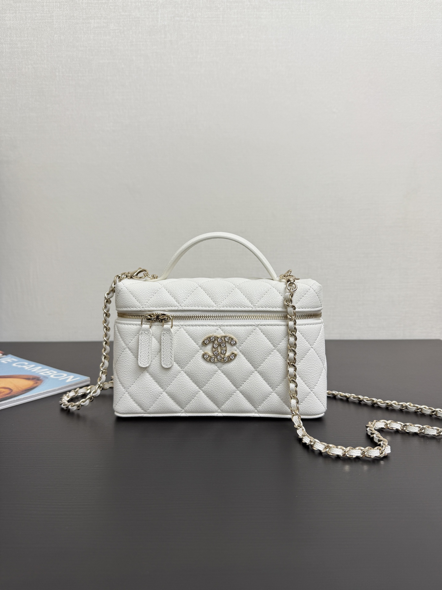 Chanel Vanity with chain - Shiny lambskin, Lambskin, Strass & Gold-Tone Metal  Light white