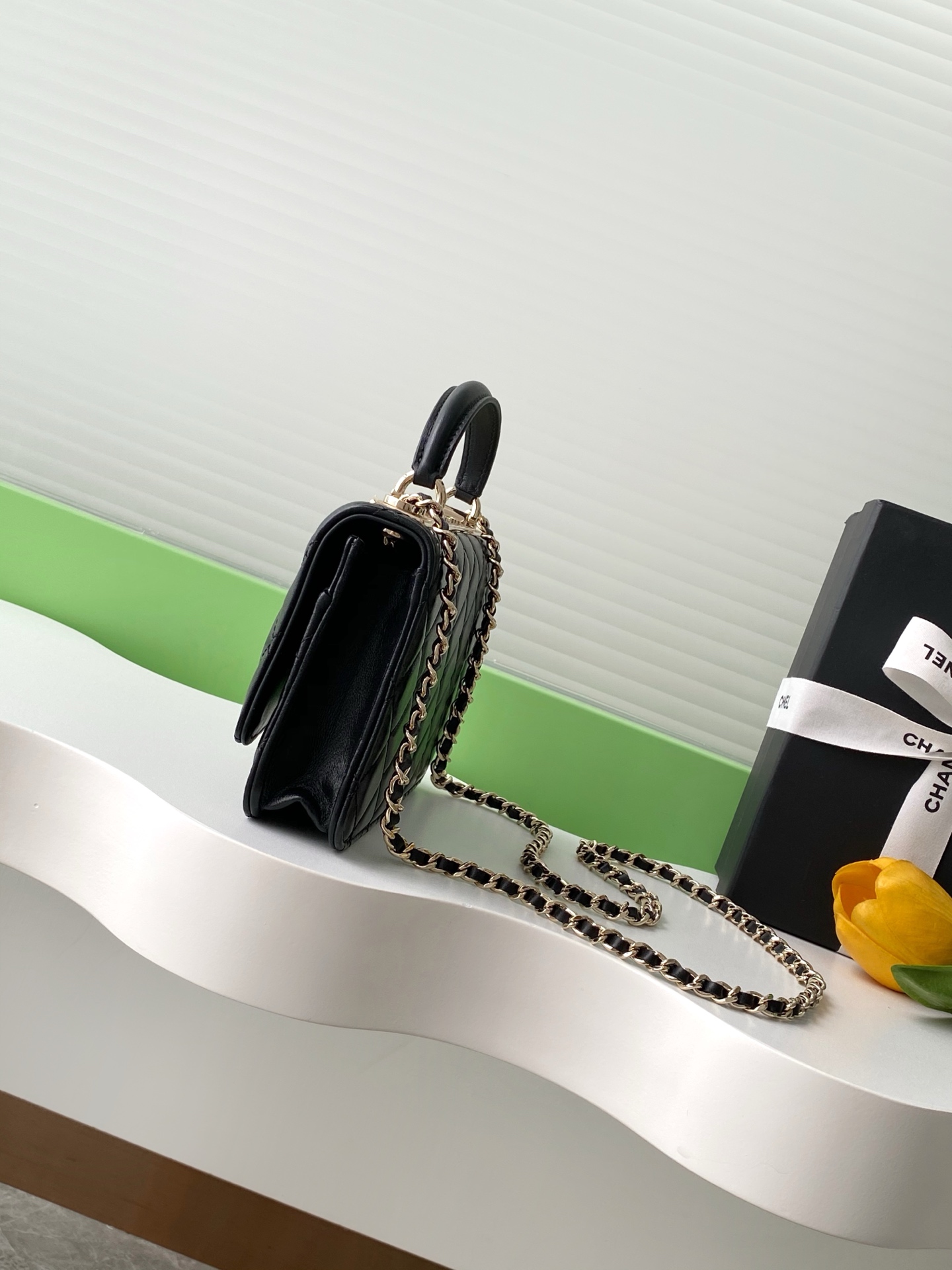 Chanel Wallet on chain - Lambskin, strass & gold-tone metal, black