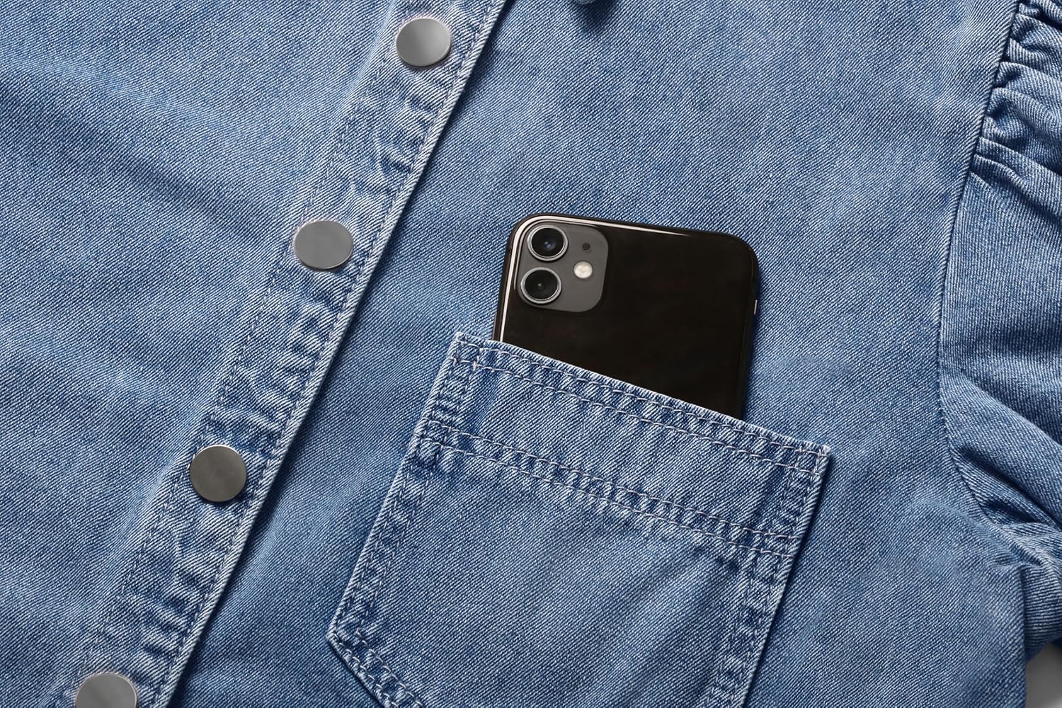 CHARTOU Women’s Casual Washed Distressed Puff Sleeve Denim Snap Button Shirt Jean Jacket Coat