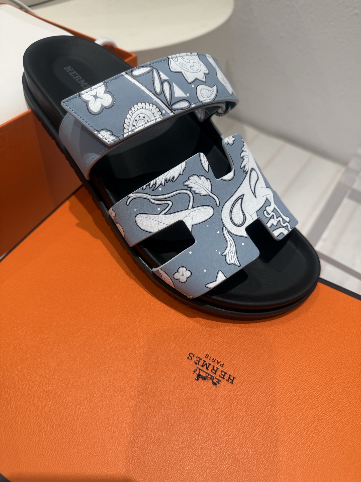 Chypre leather sandal Hermes Blue size