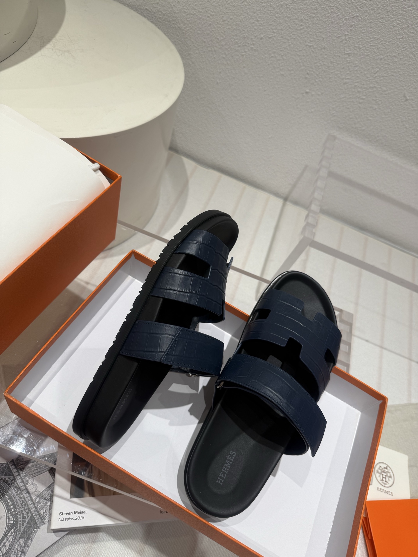 Chypre leather sandals Hermes Blue in Leather