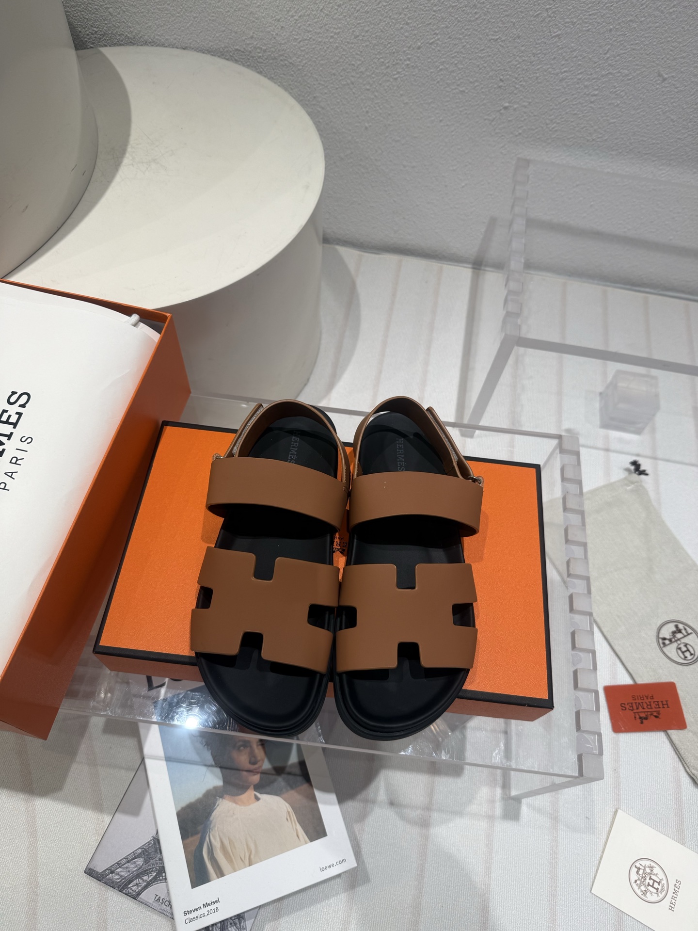 Chypre leather sandals Hermes Brown
