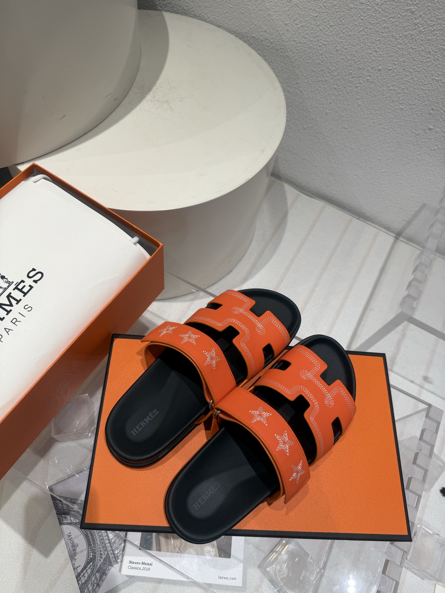 Chypre sandal Hermes Orange size in Suede