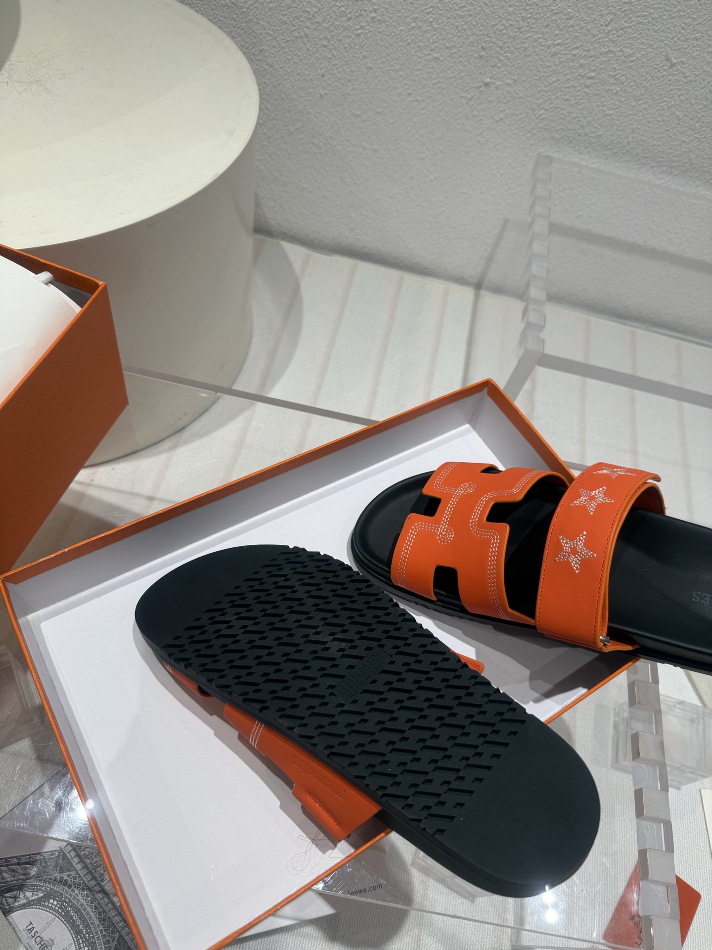 Chypre sandal Hermes Orange size in Suede