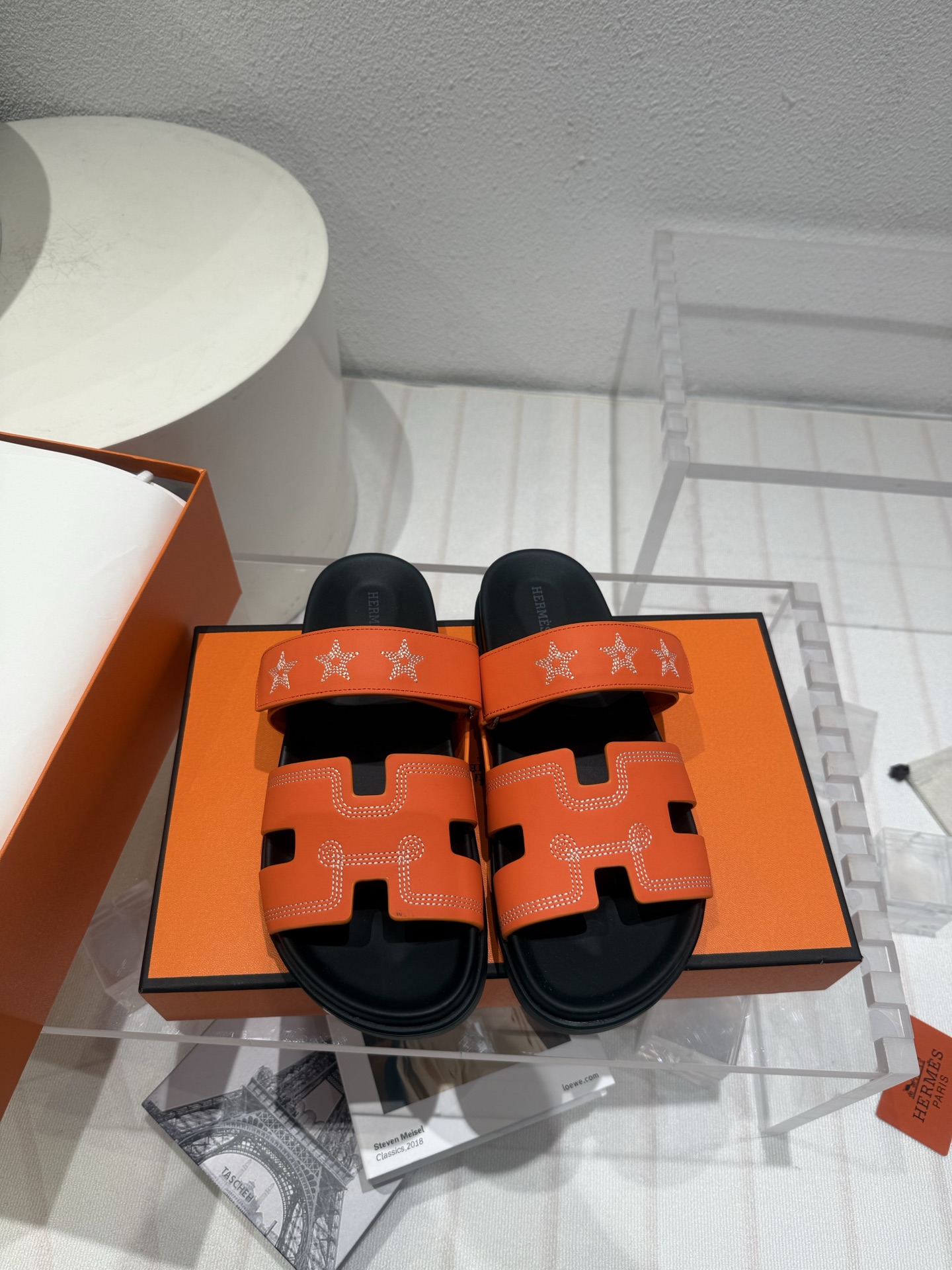Chypre sandal Hermes Orange size in Suede