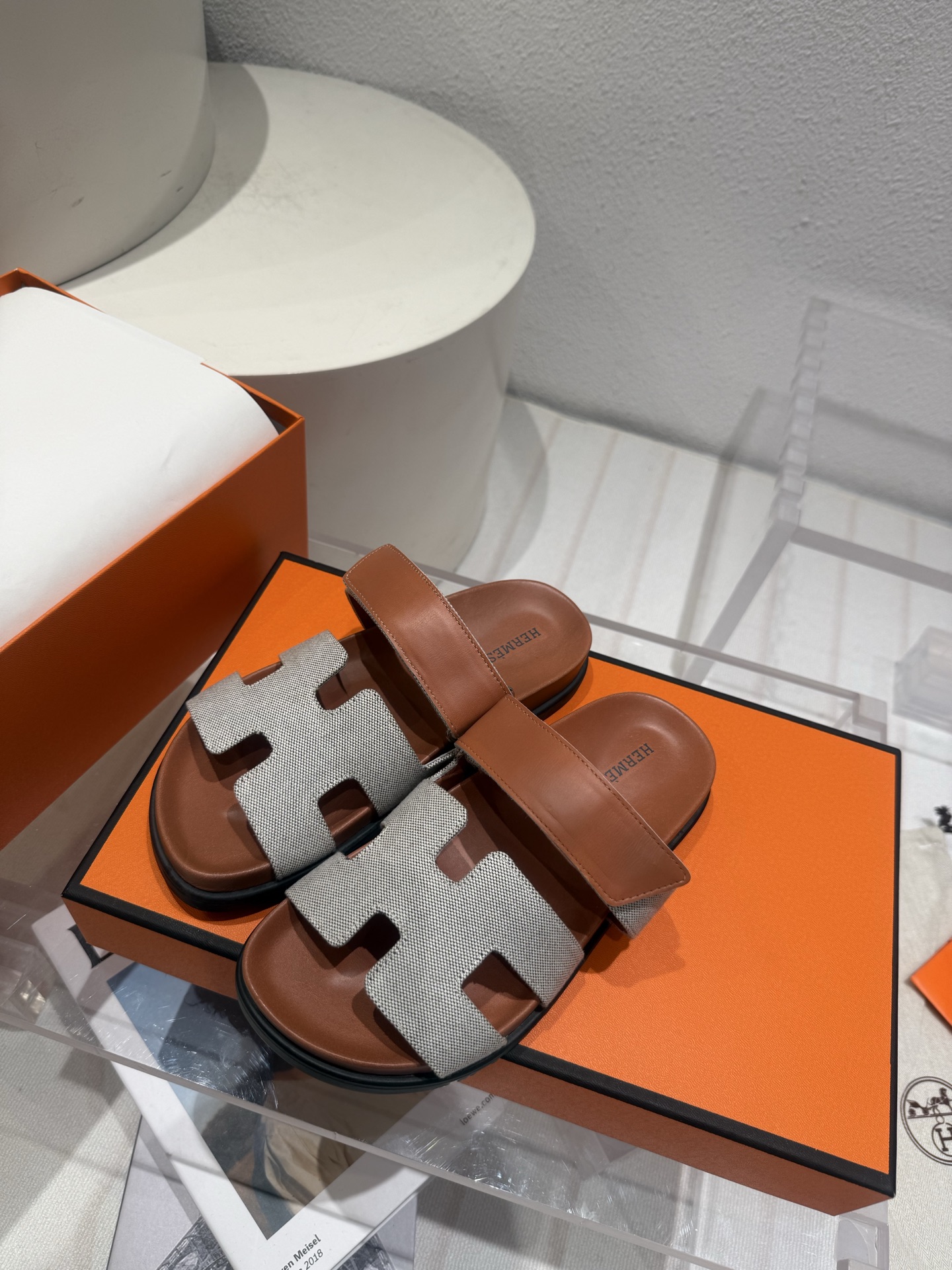 Chypre Sandals Bleu Clair / Naturel  HERMES