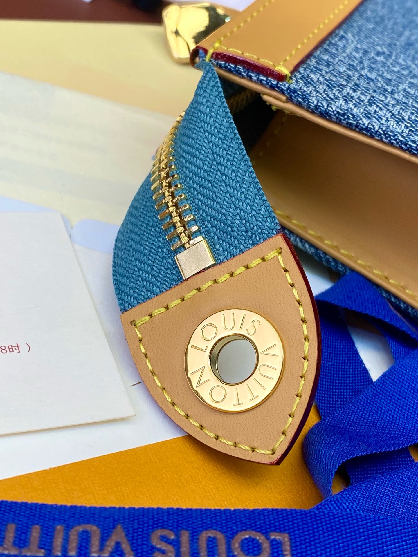 Clutch LV Pochette To Go - REGINAVN