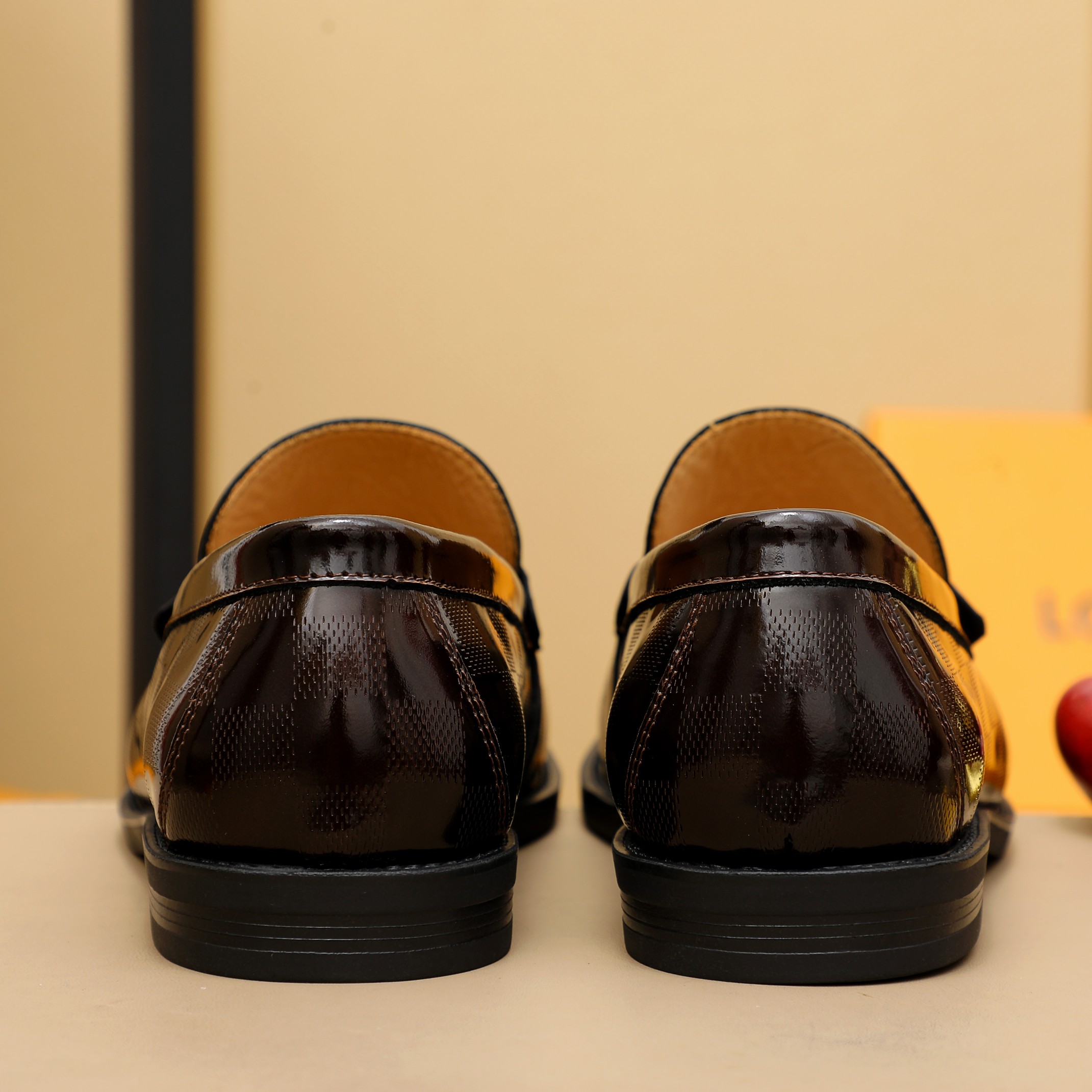 Damier BROWN Louis Vuitton leather loafers with LV metal logo â€“ Men’s shoes