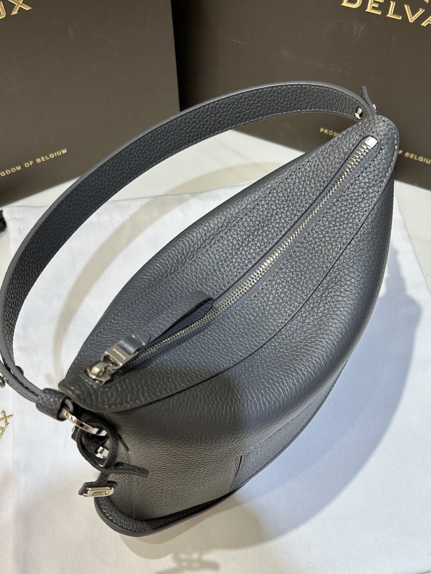 Delvaux Pin Swing Women's Shoulder Bag BLACK 125831724 | eBay