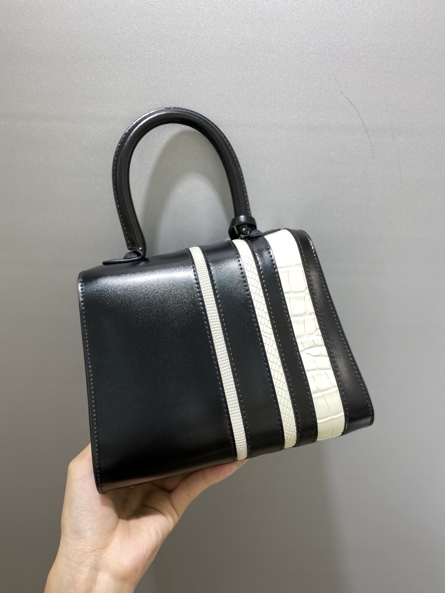 Delvaux Sac à main Alligator Brillant Delvaux 02569