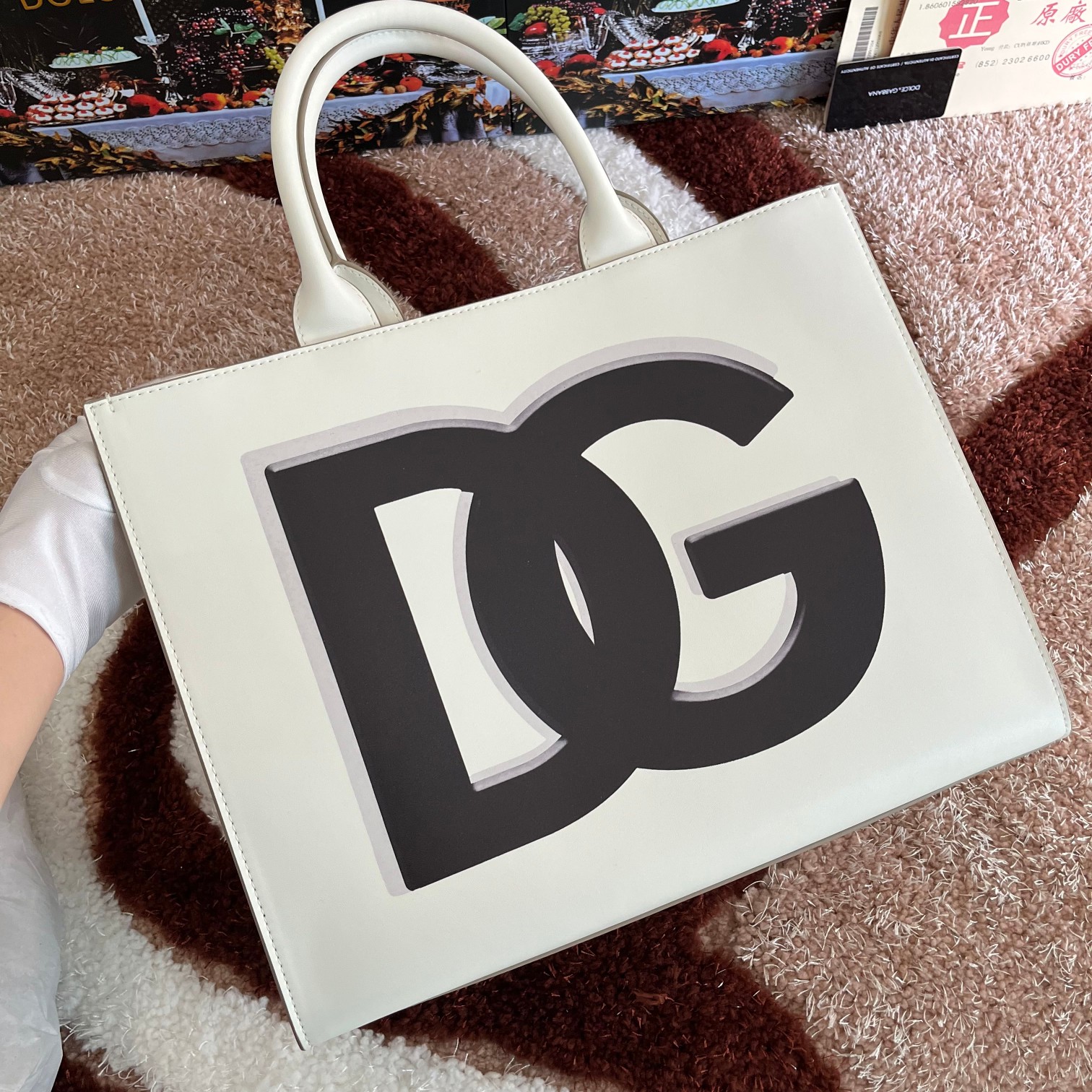 DOLCE & GABBANA Bag White Logo Print DG Daily Calfskin
